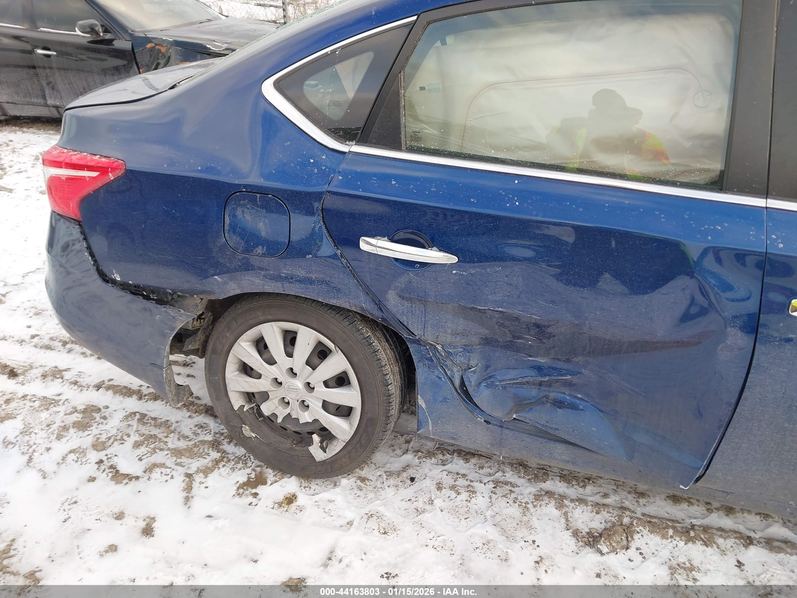 NISSAN SENTRA image 6