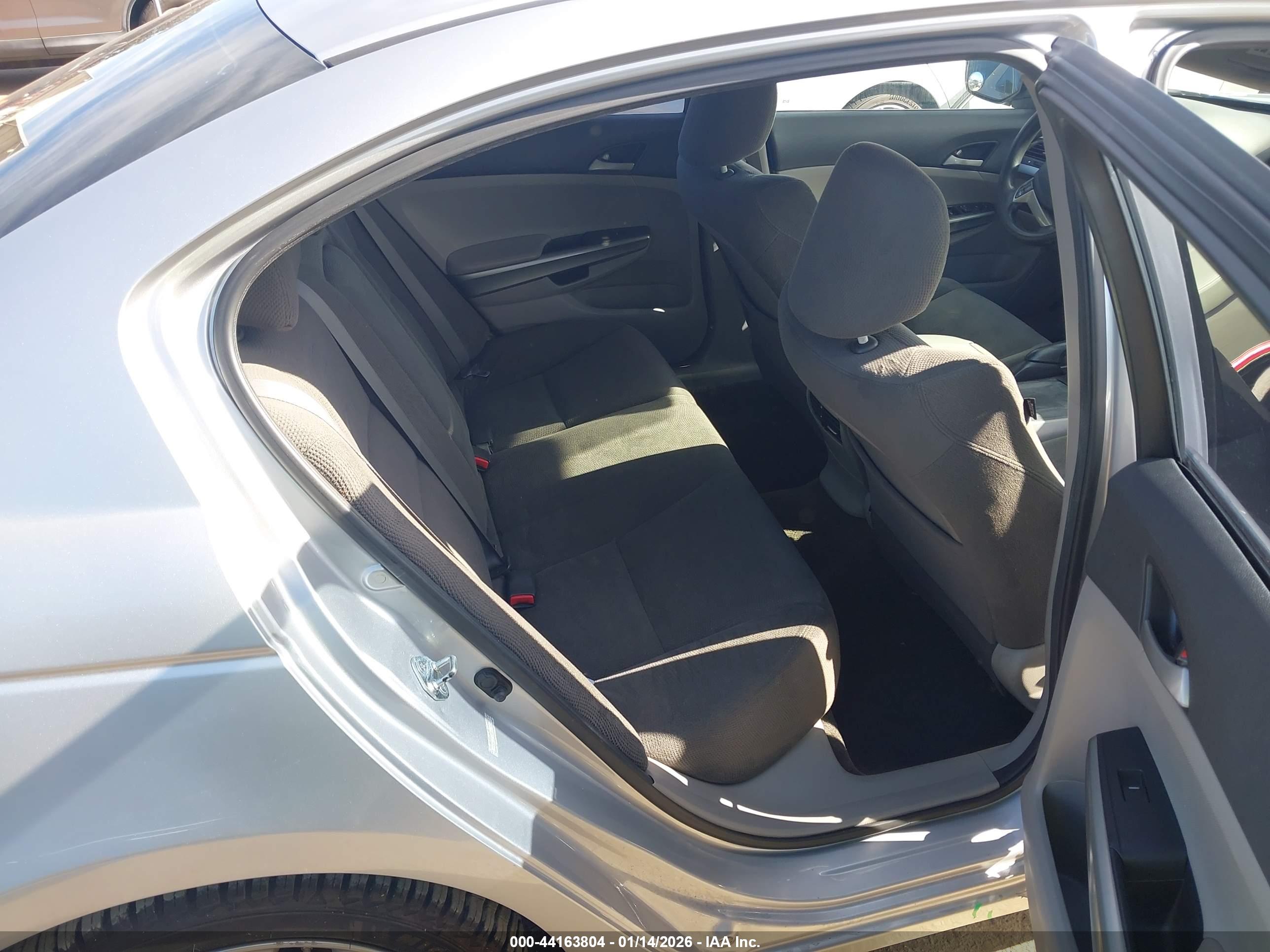 HONDA ACCORD image 8