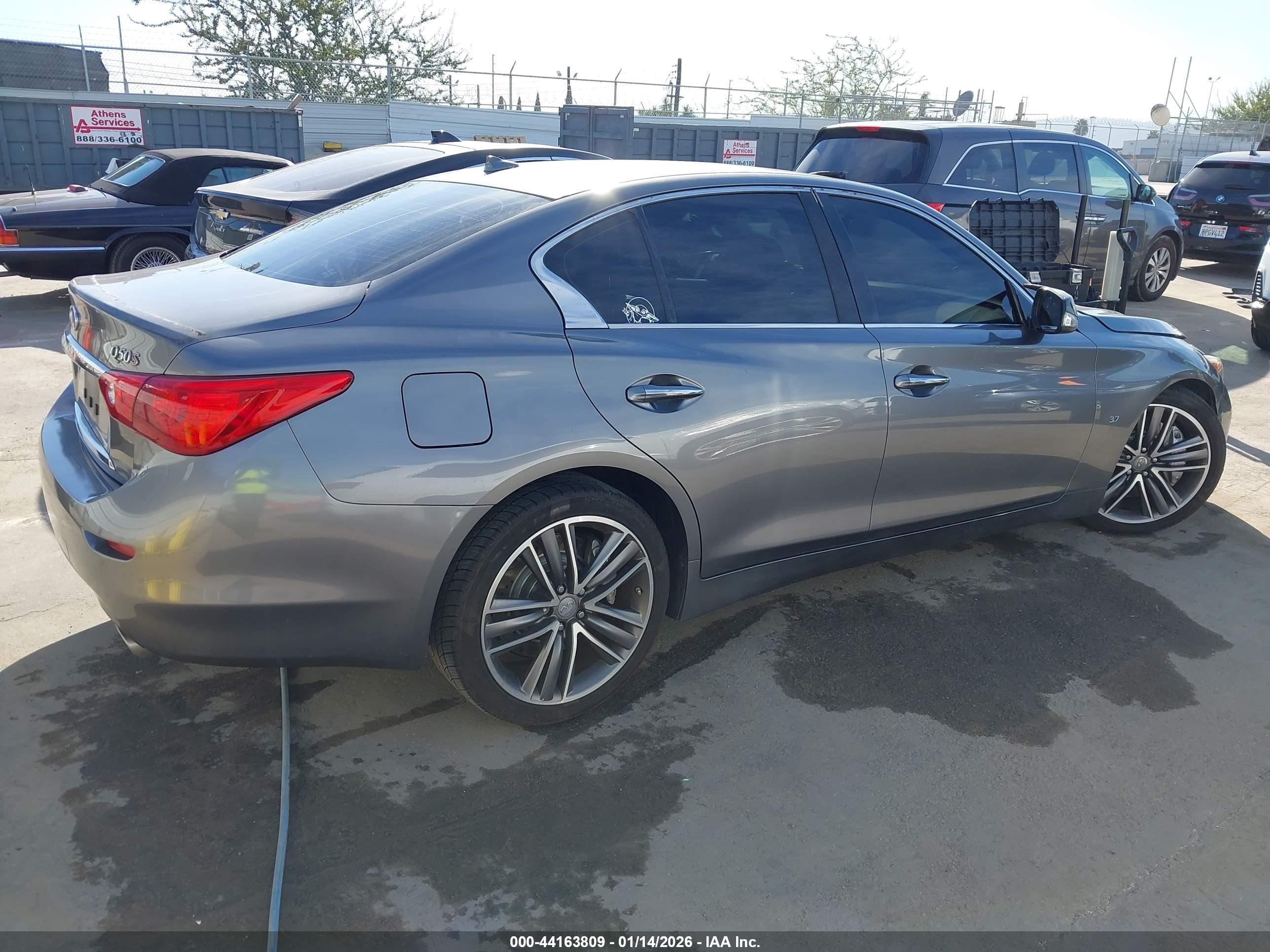 INFINITI Q50 image 4