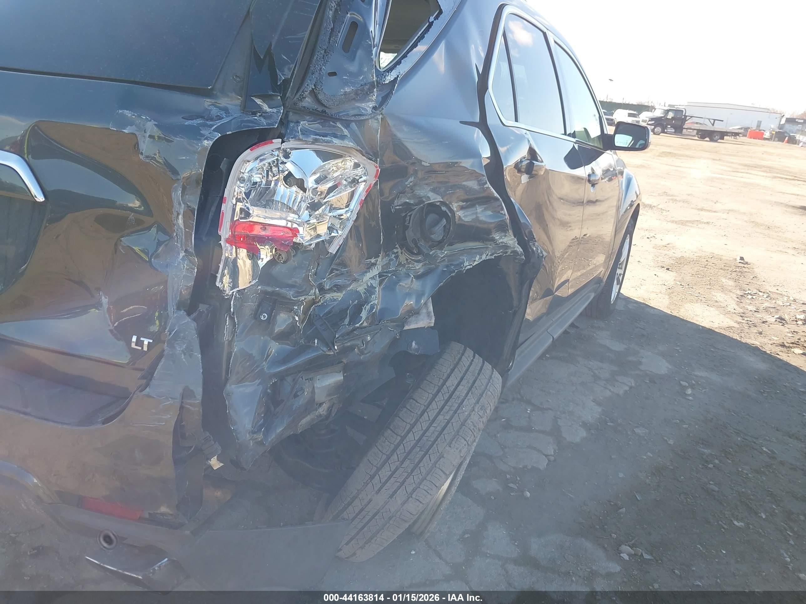 CHEVROLET EQUINOX image 6