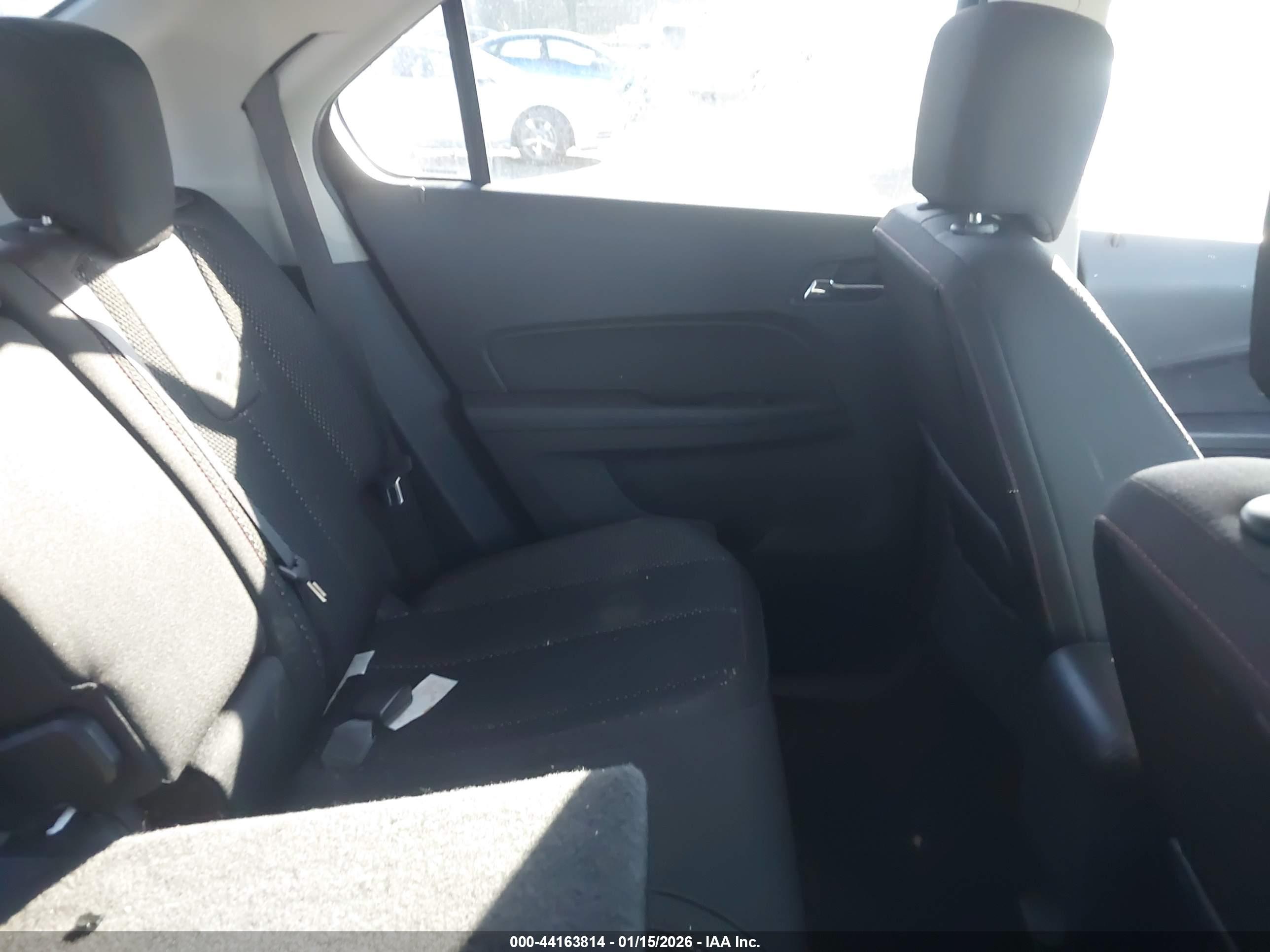 CHEVROLET EQUINOX image 8