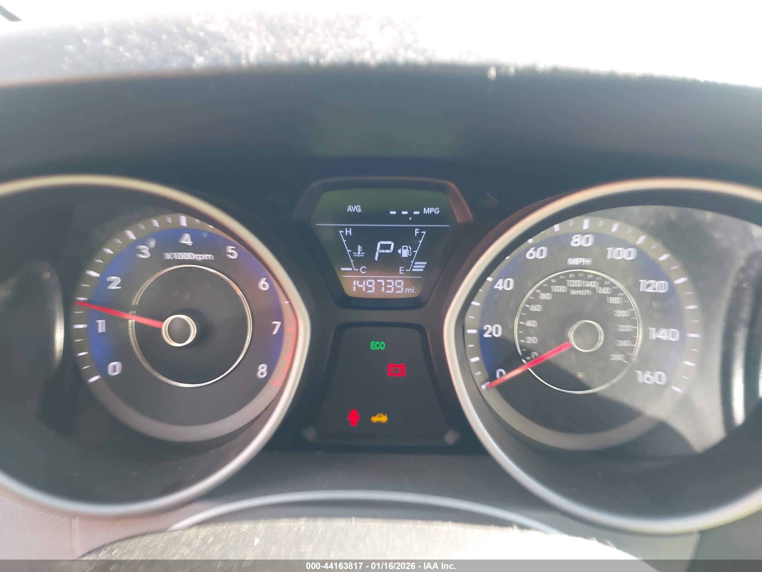 HYUNDAI ELANTRA image 7
