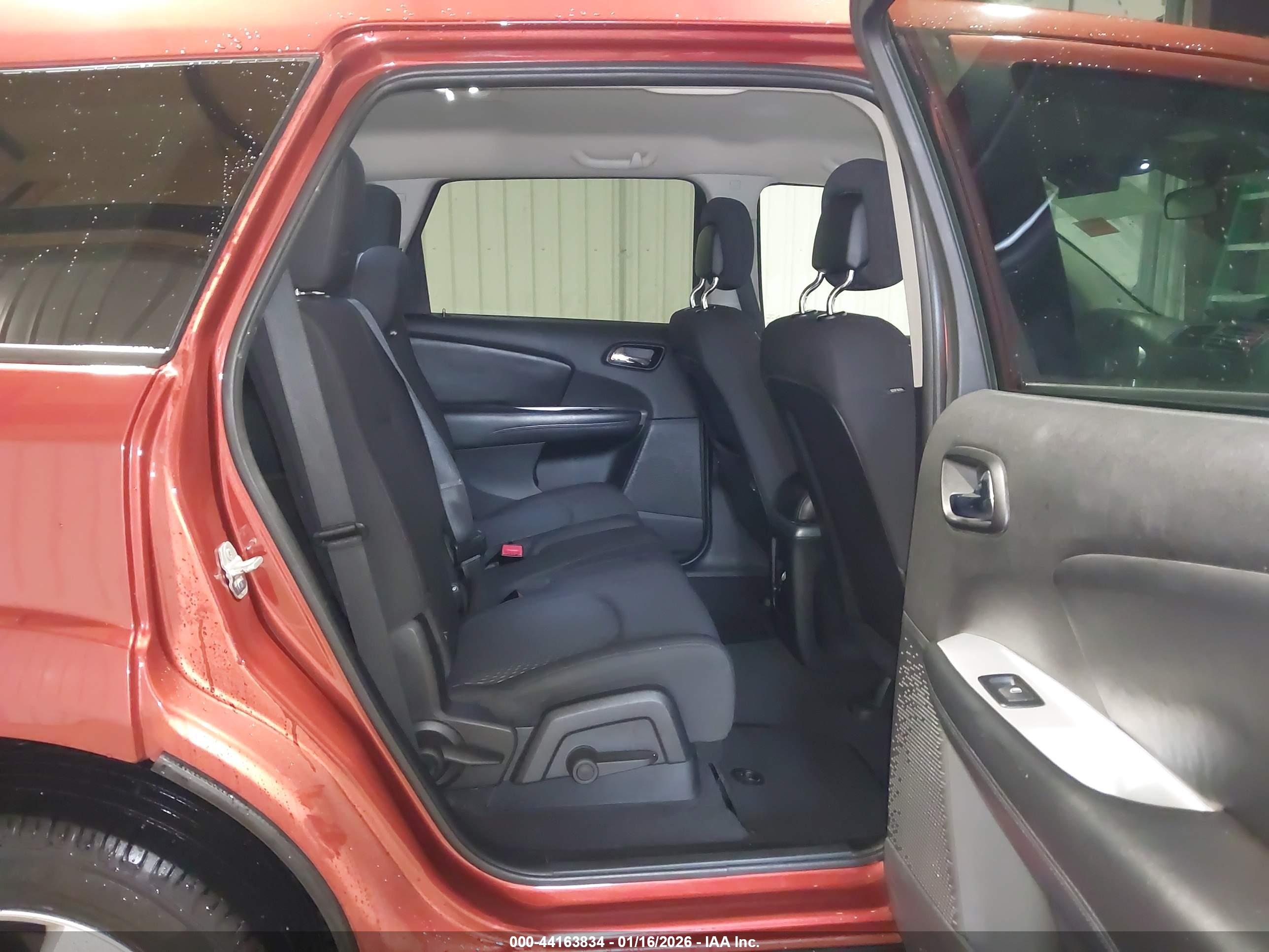 DODGE JOURNEY image 8
