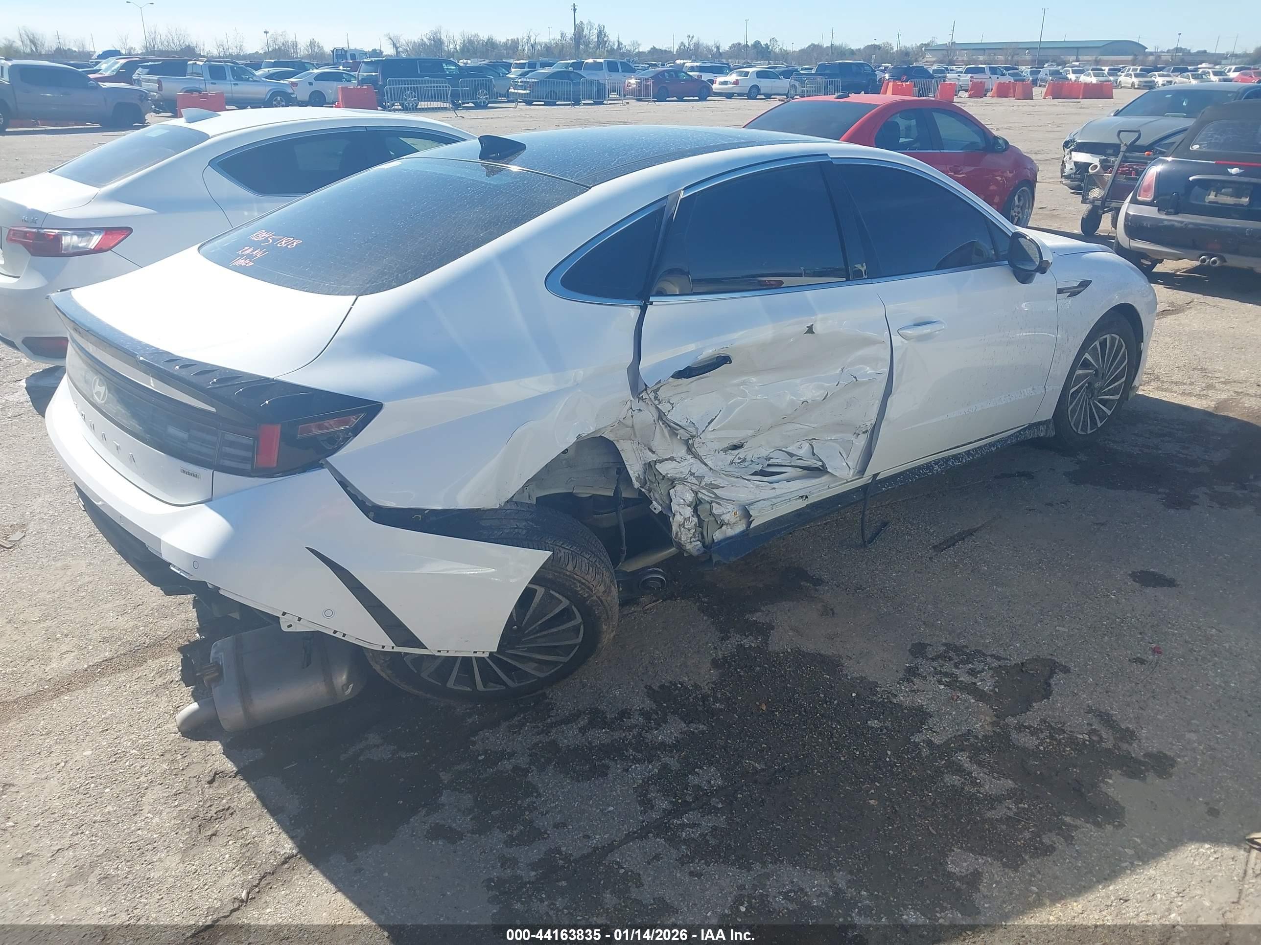 HYUNDAI SONATA image 4