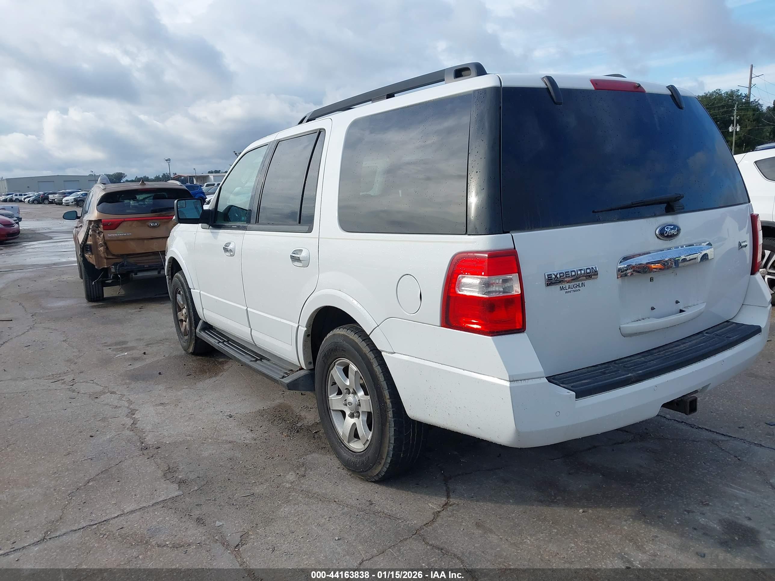 FORD EXPEDITION image 3