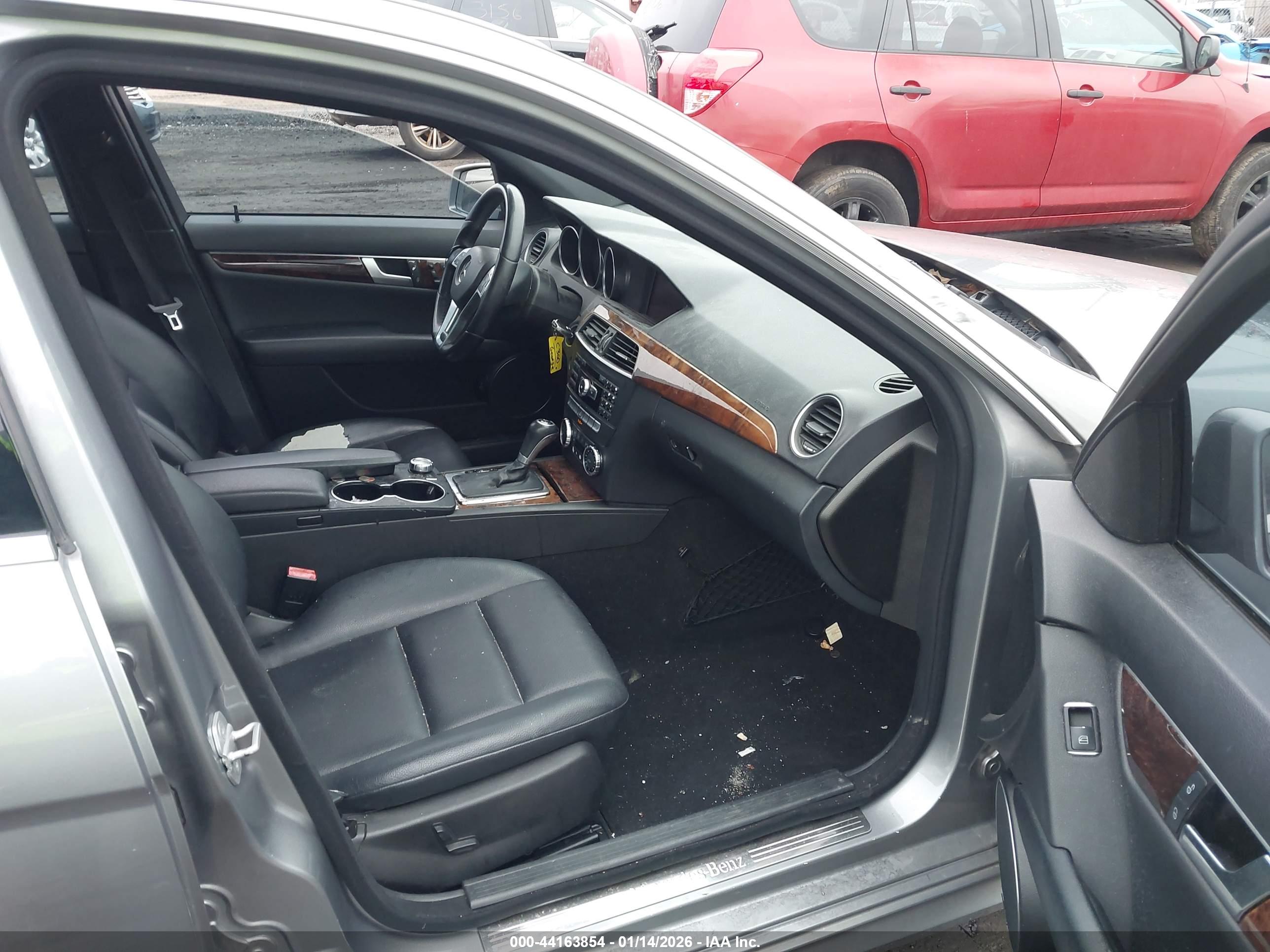 MERCEDES-BENZ C image 5