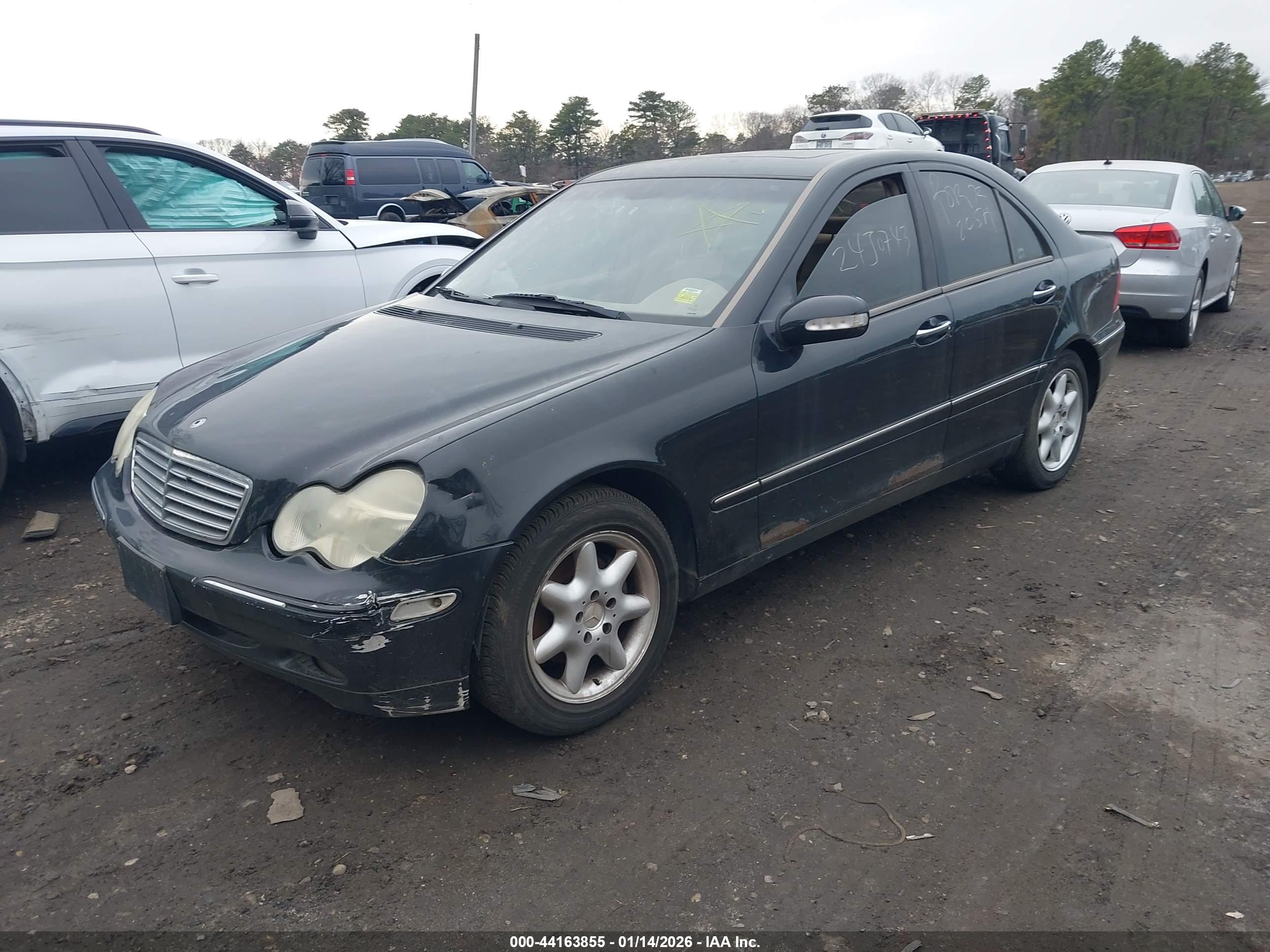 MERCEDES-BENZ C image 2