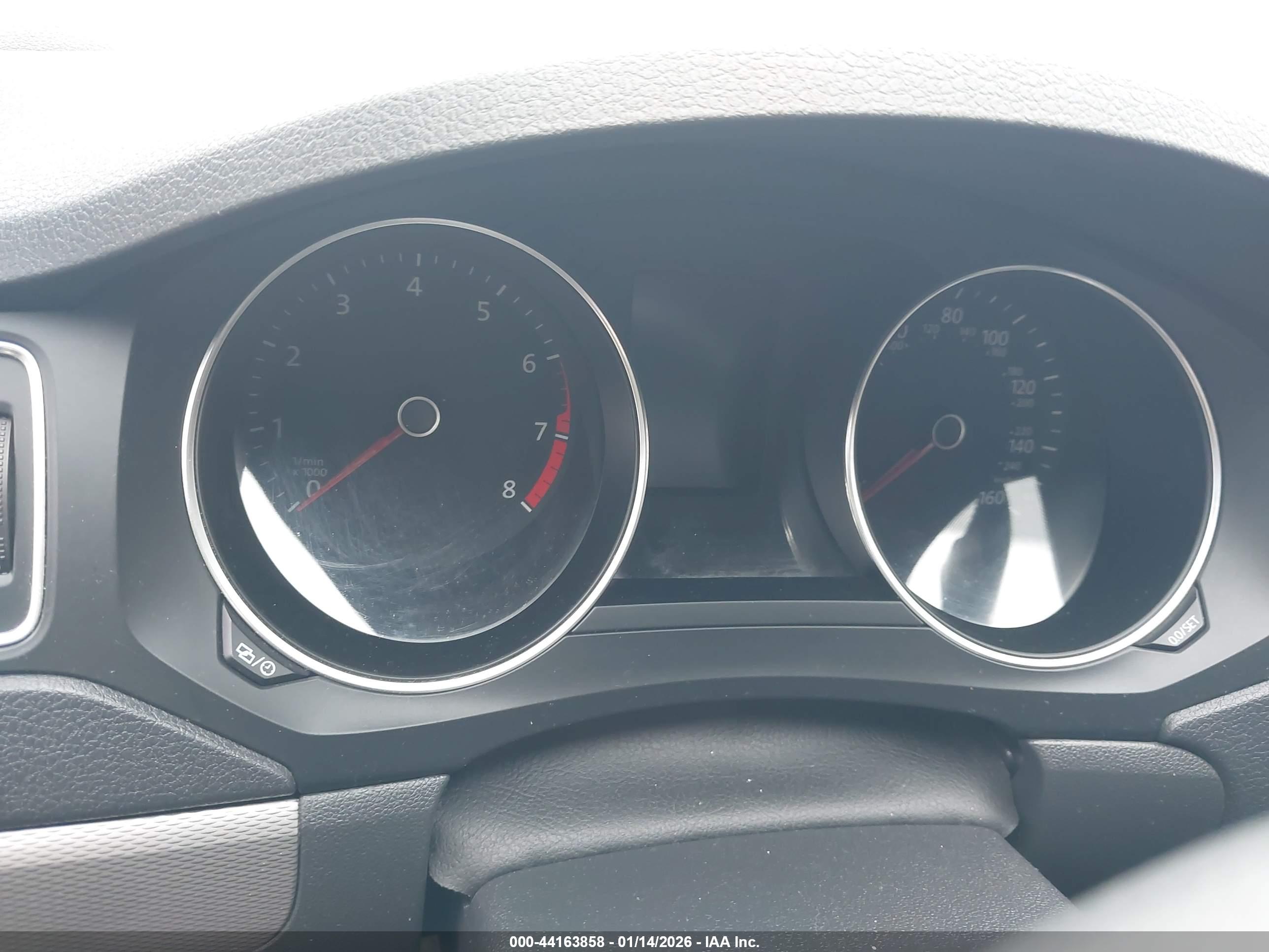 VOLKSWAGEN JETTA image 7