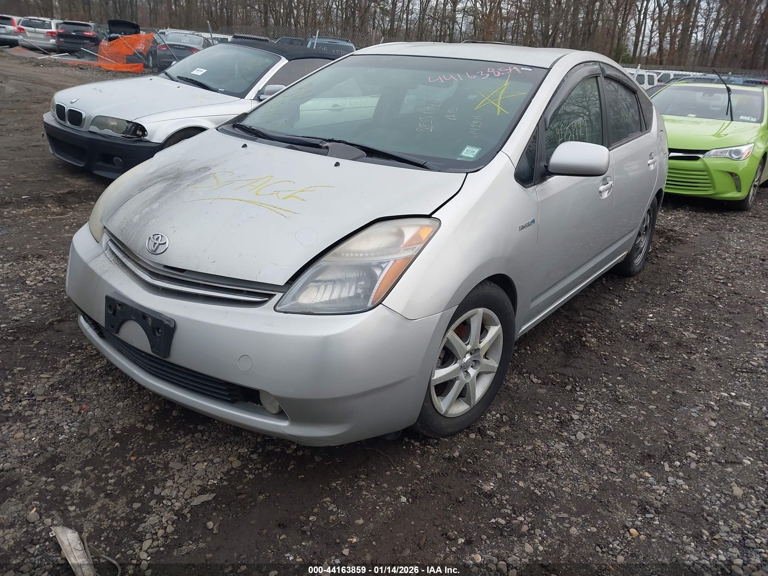 TOYOTA PRIUS image 2