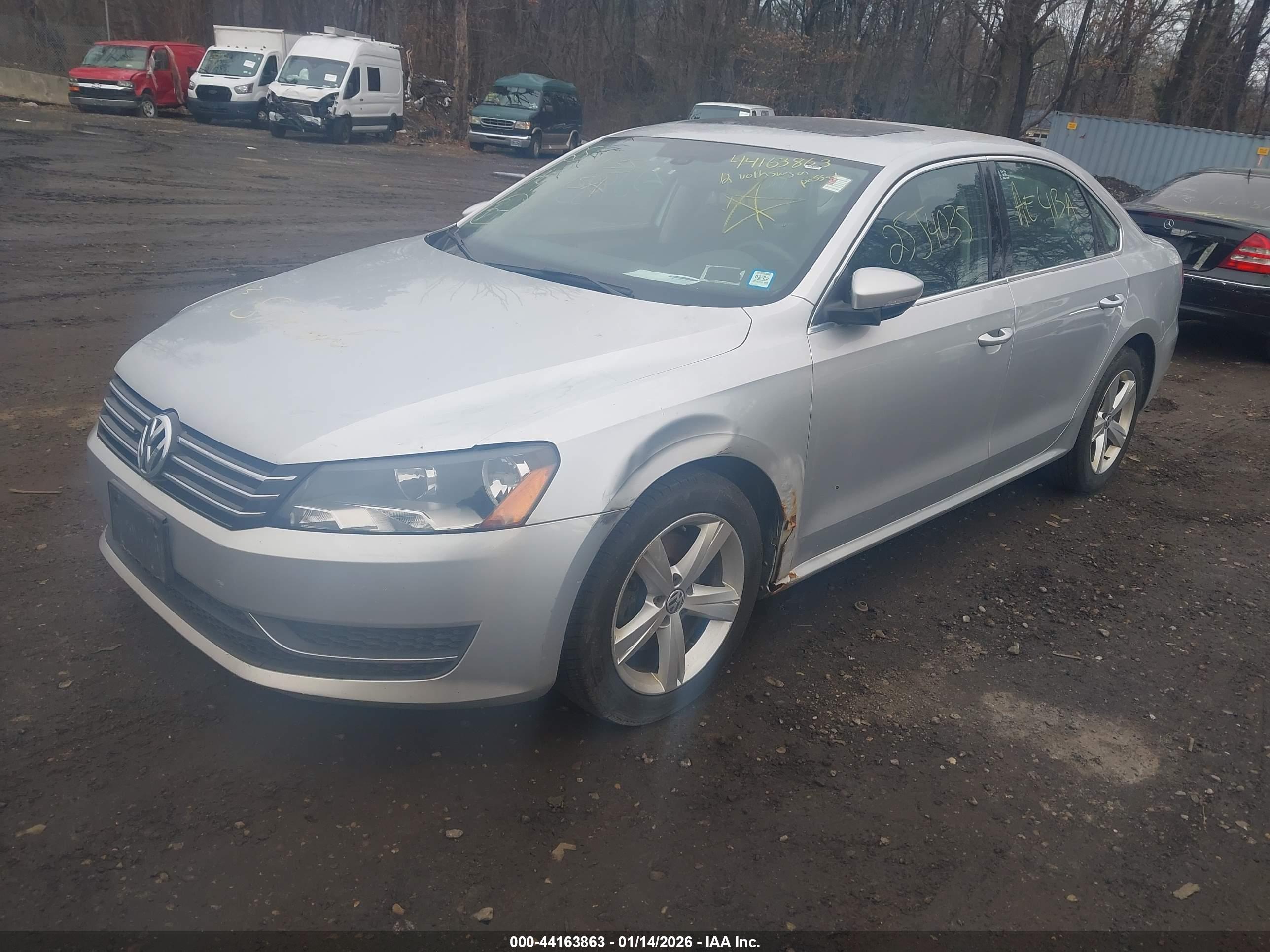 VOLKSWAGEN PASSAT image 2