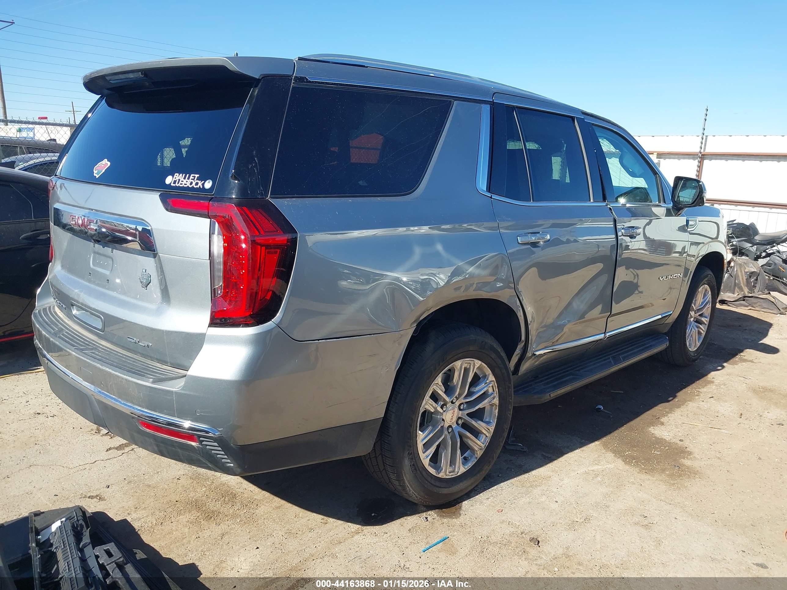 GMC YUKON image 4