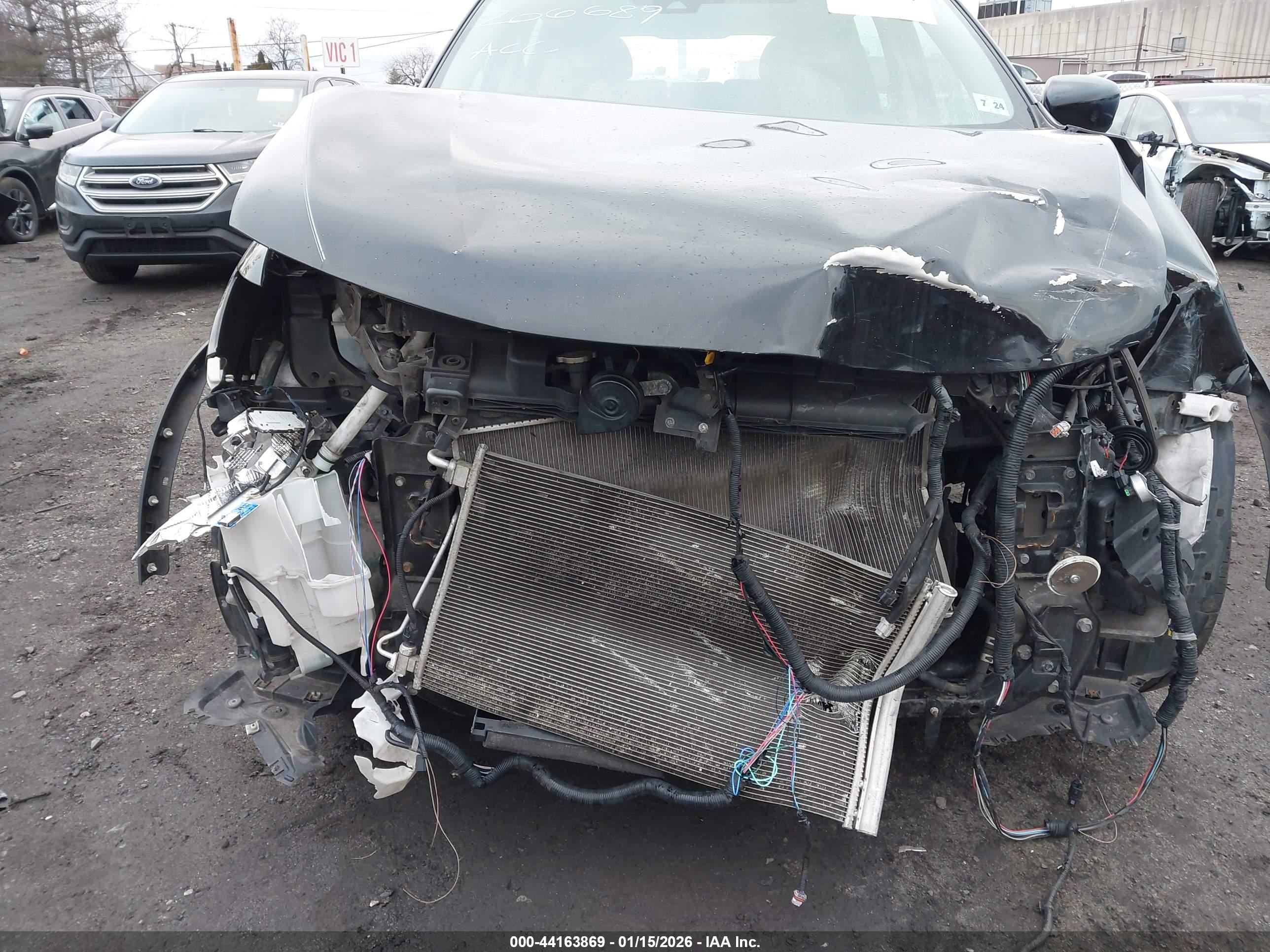 NISSAN ROGUE image 6