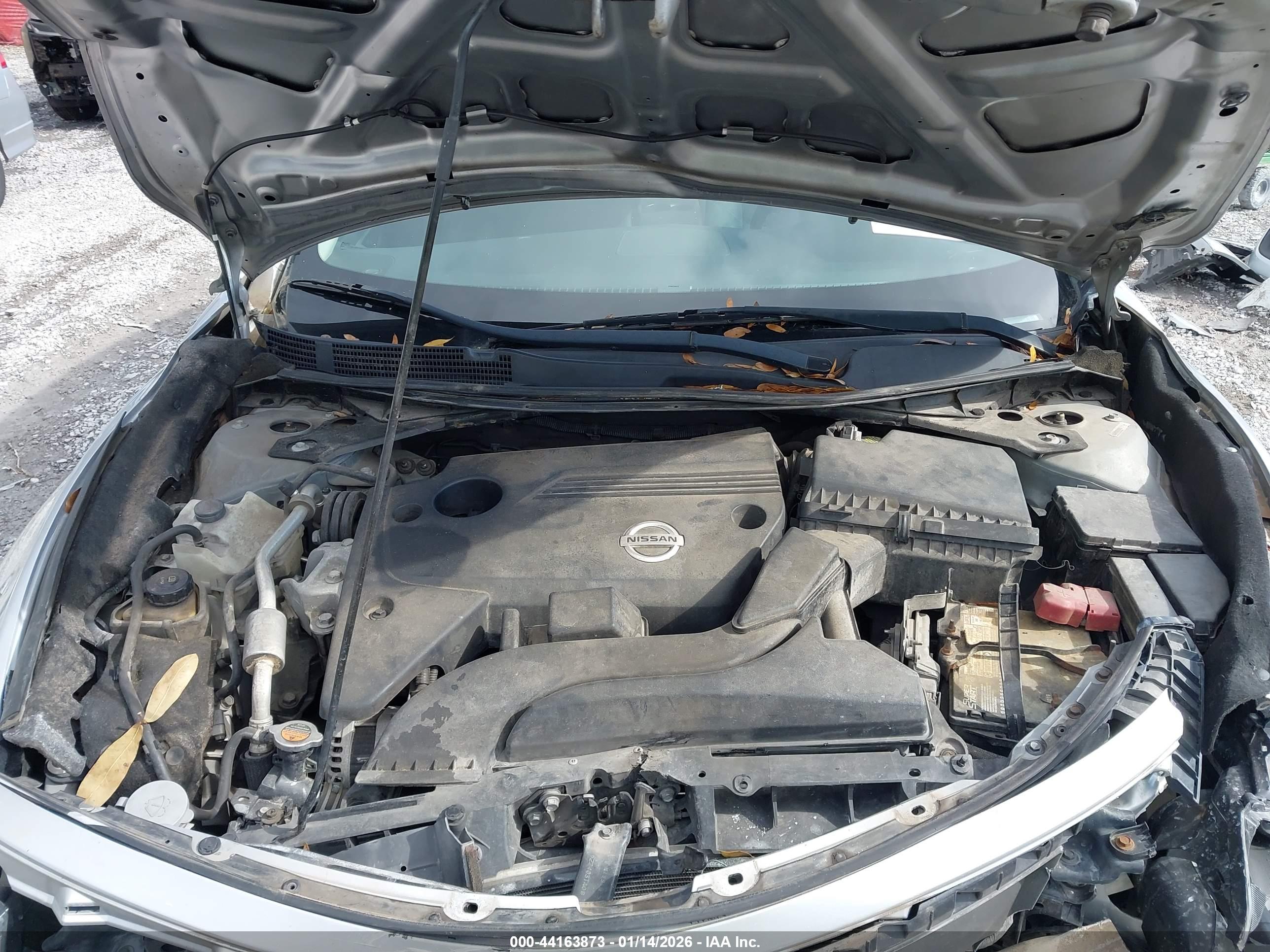 NISSAN ALTIMA image 10