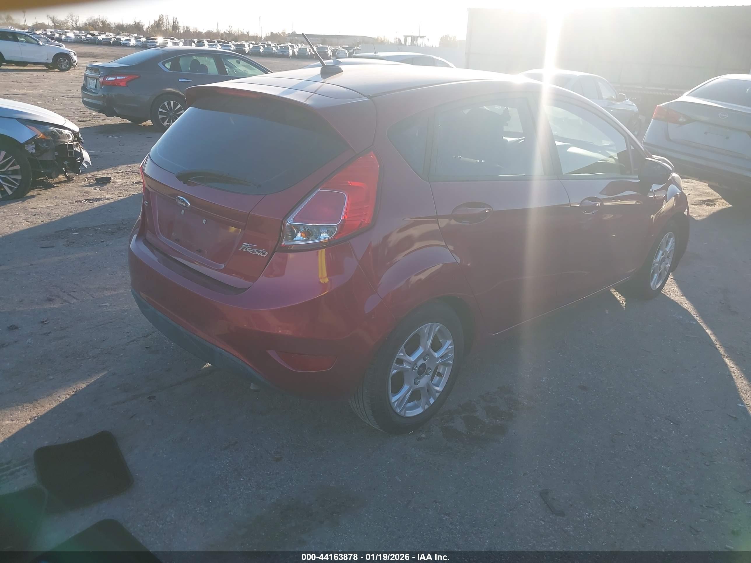 FORD FIESTA image 4