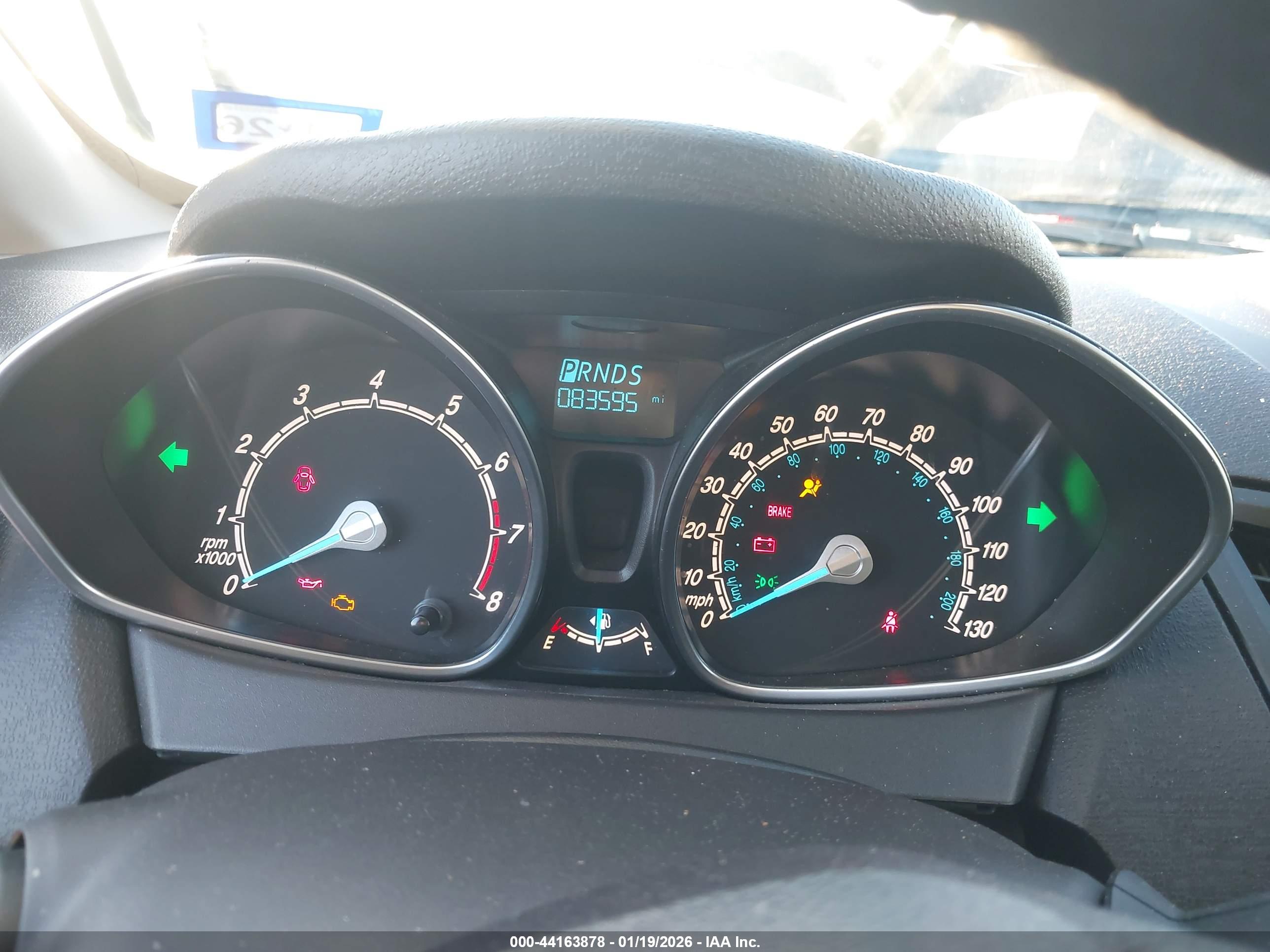 FORD FIESTA image 7