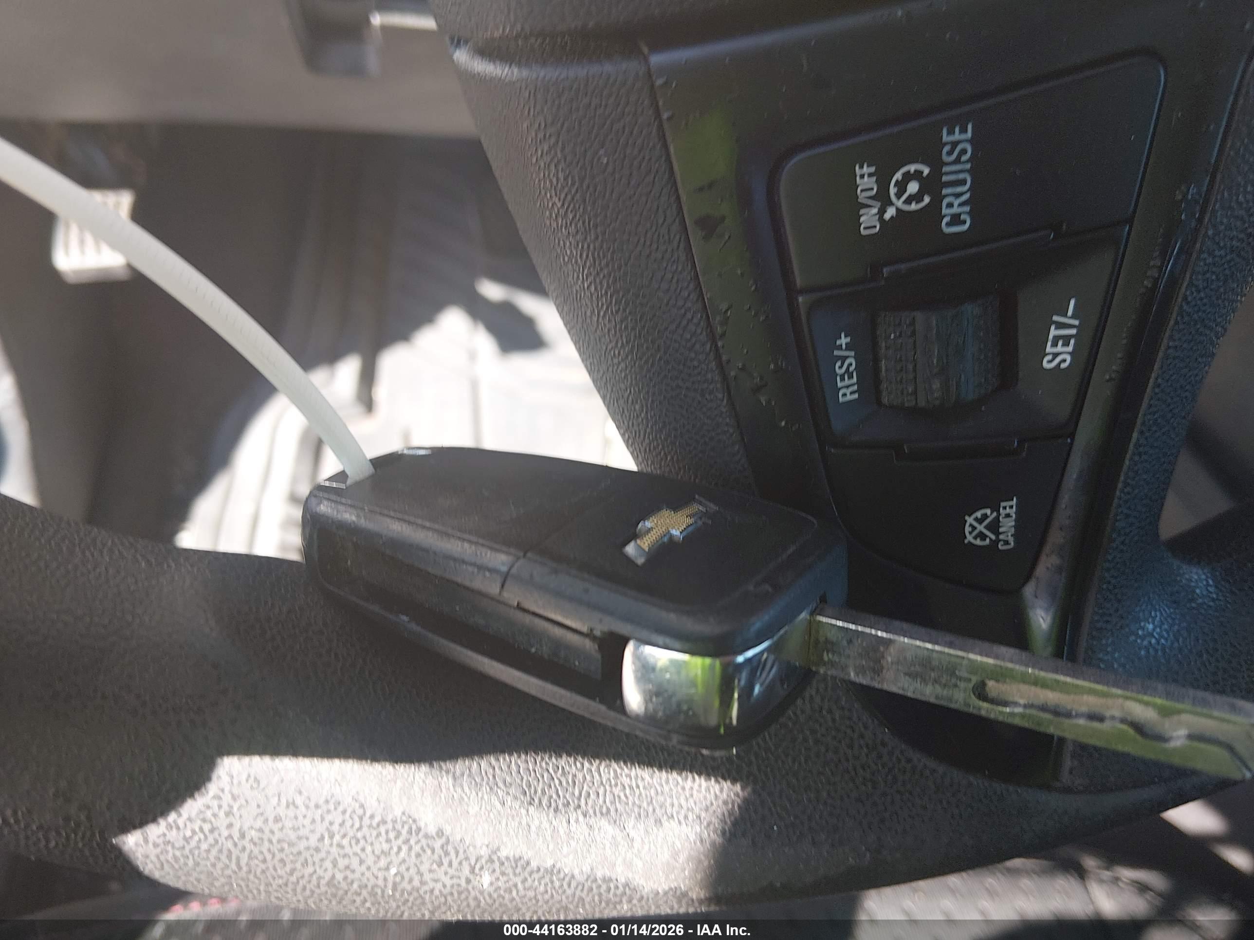 CHEVROLET EQUINOX image 11