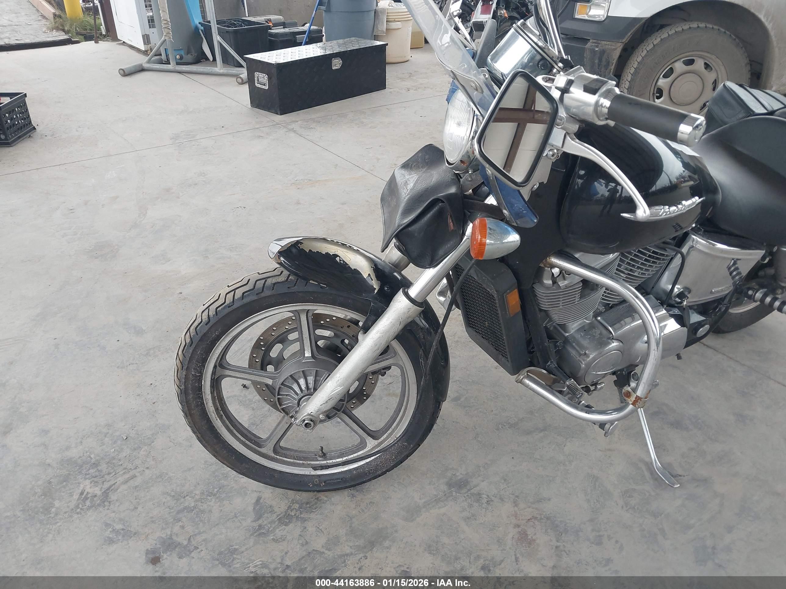 HONDA VT1100 image 2