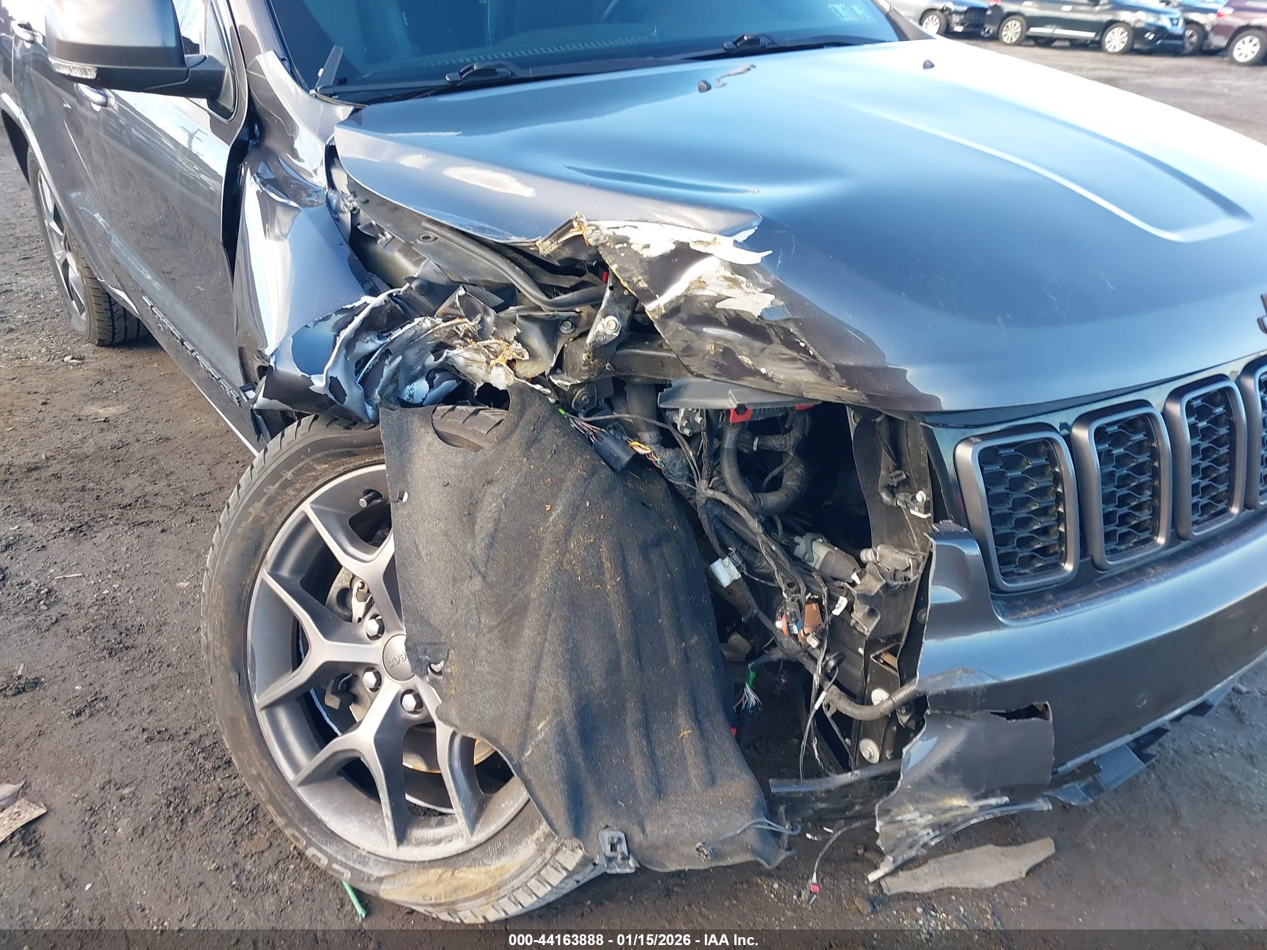 JEEP GRAND image 6