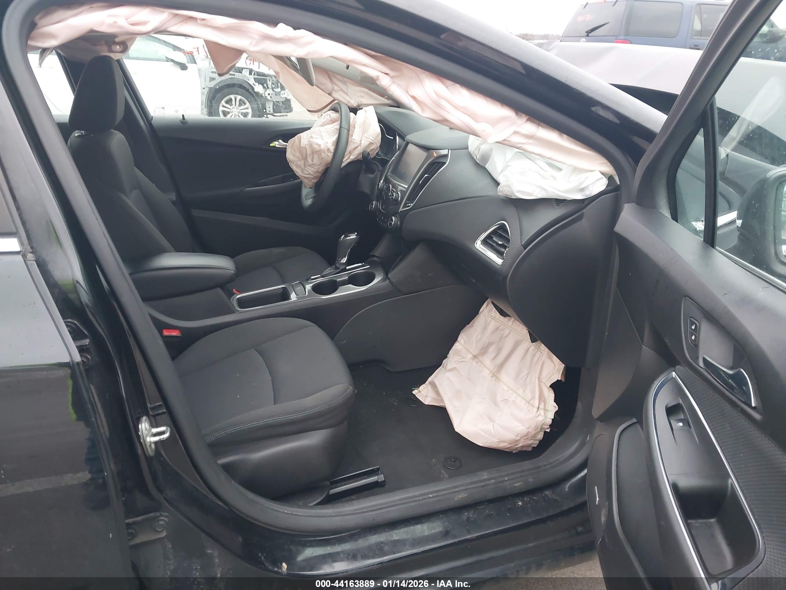 CHEVROLET CRUZE image 5
