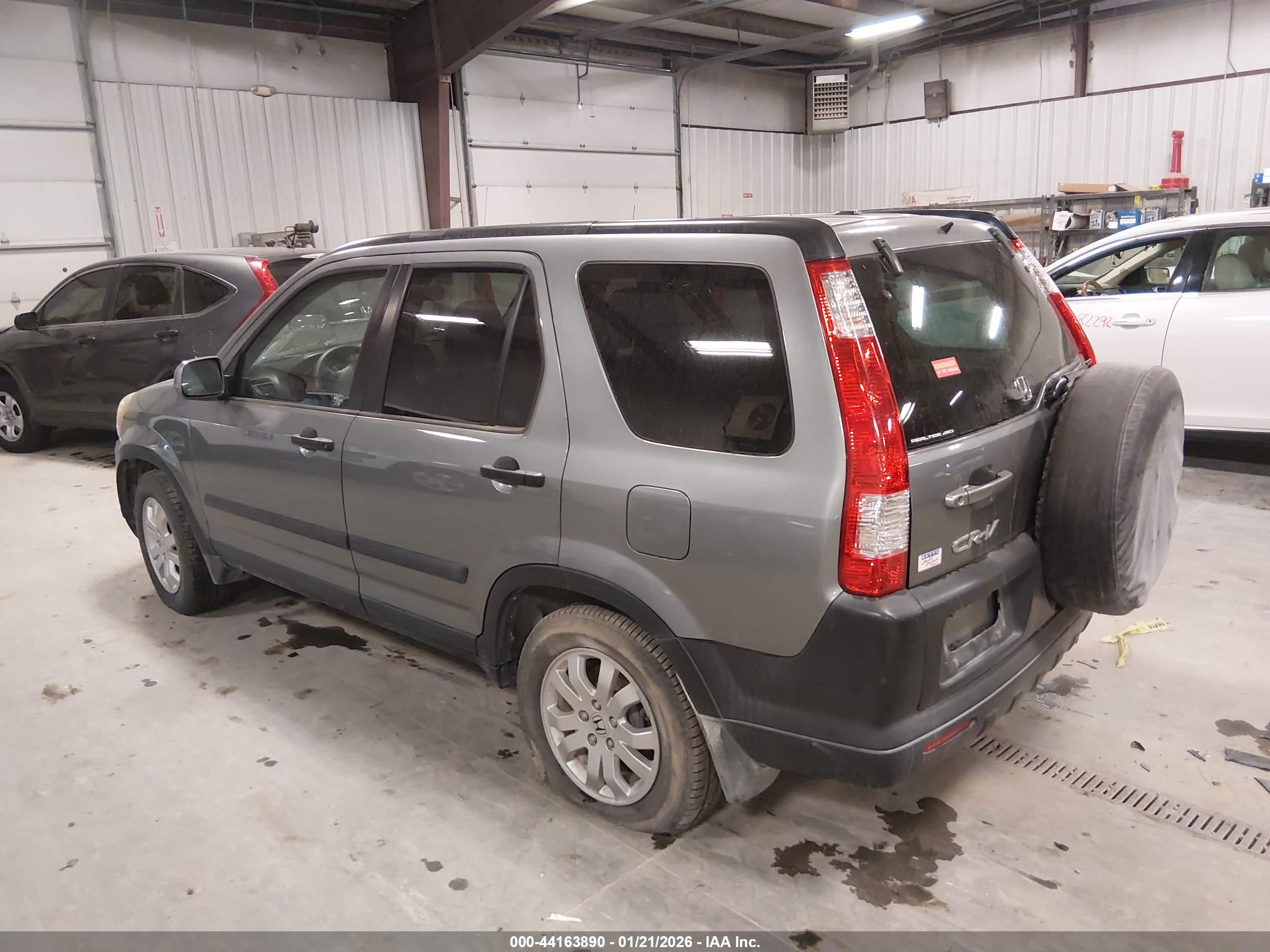 HONDA CR-V image 3