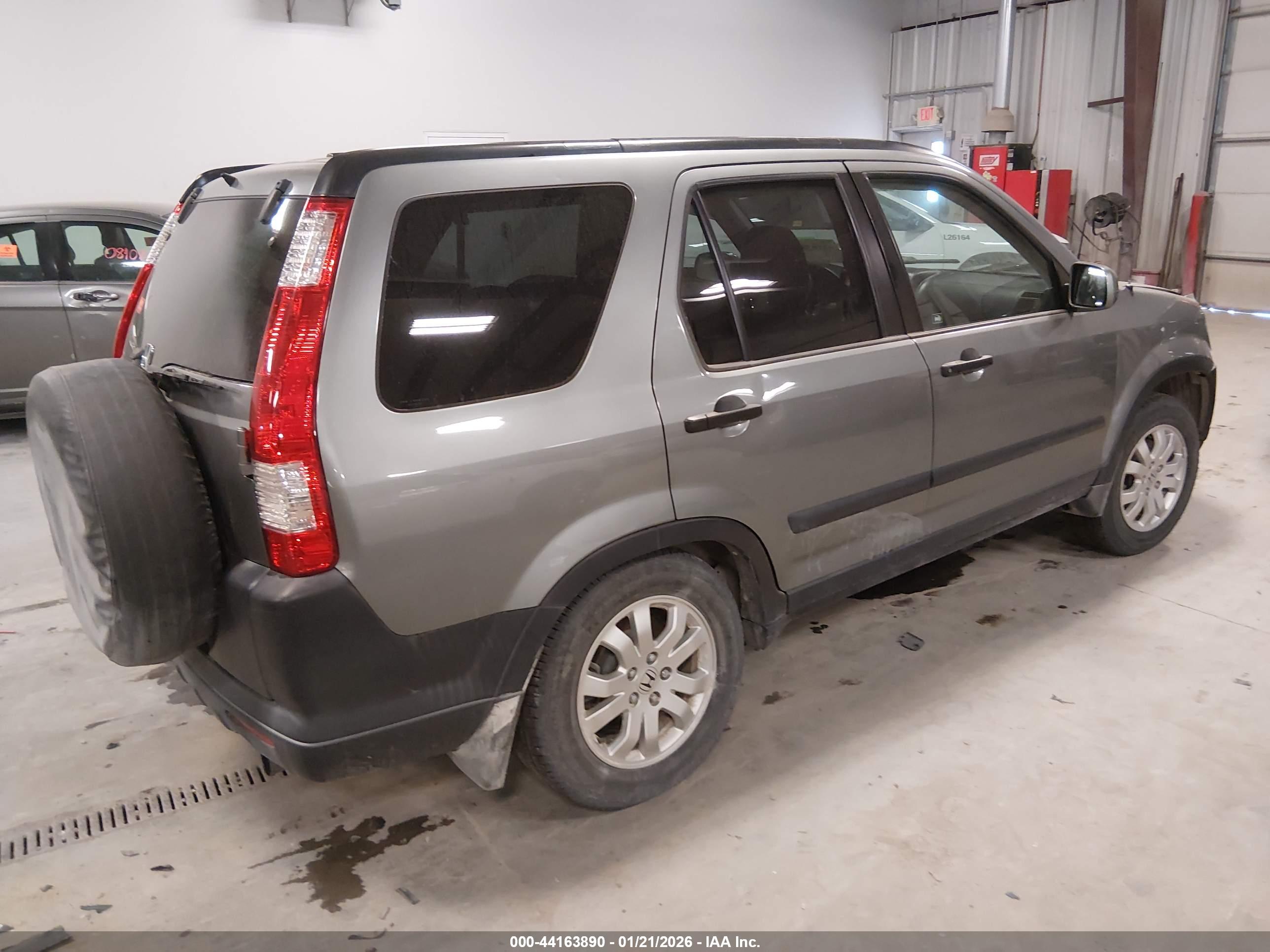 HONDA CR-V image 4