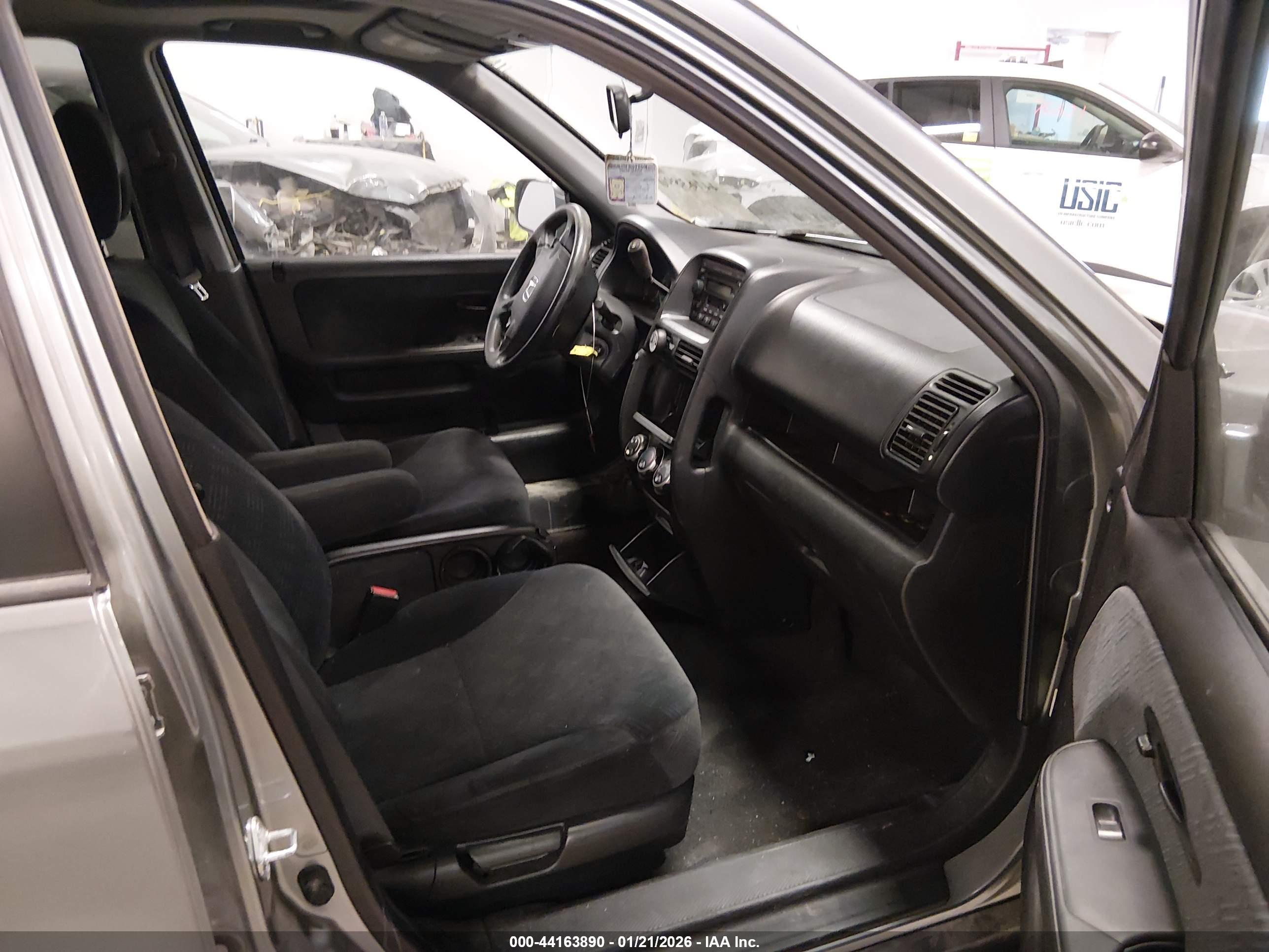 HONDA CR-V image 5