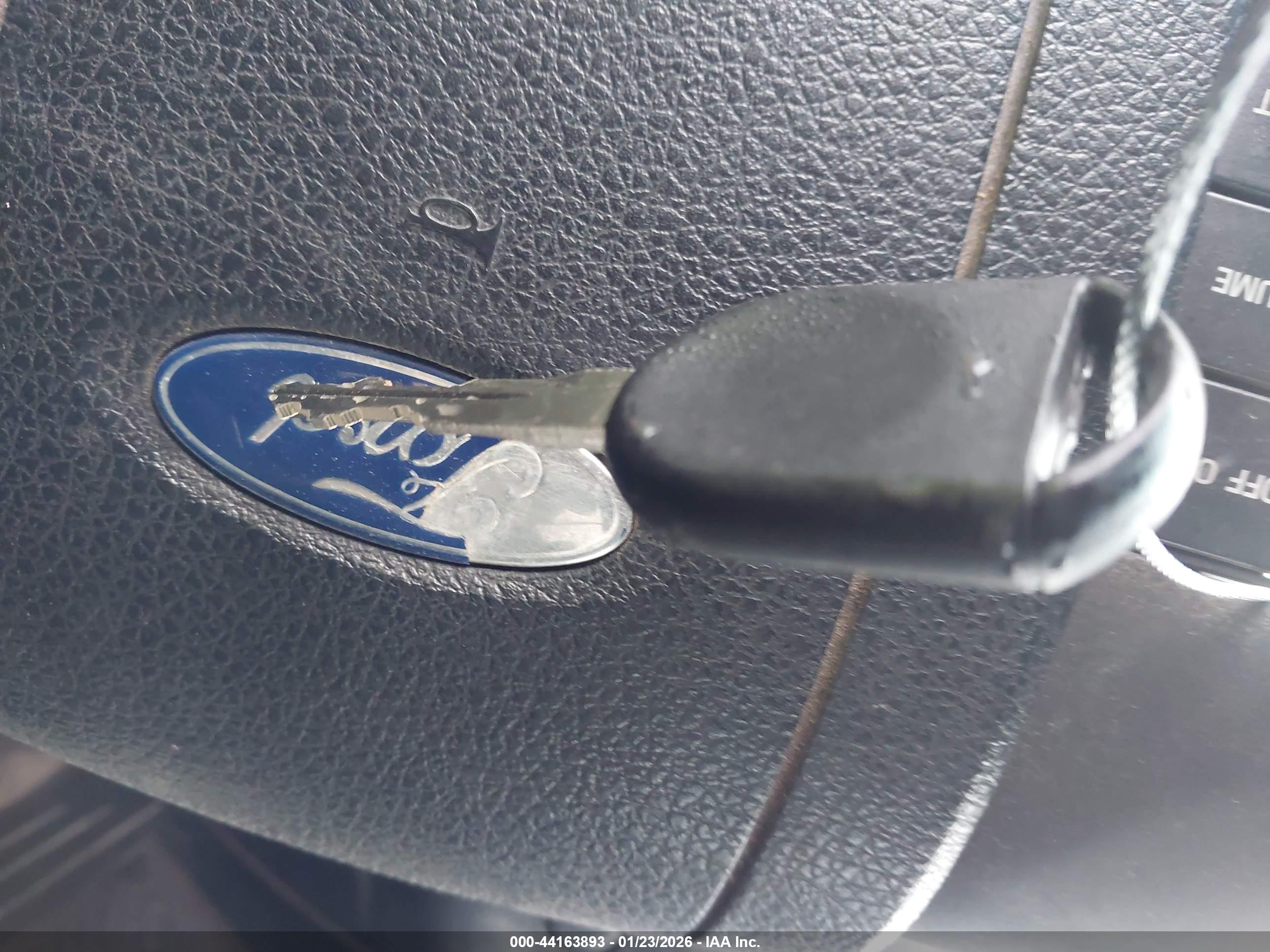 FORD F-150 image 11