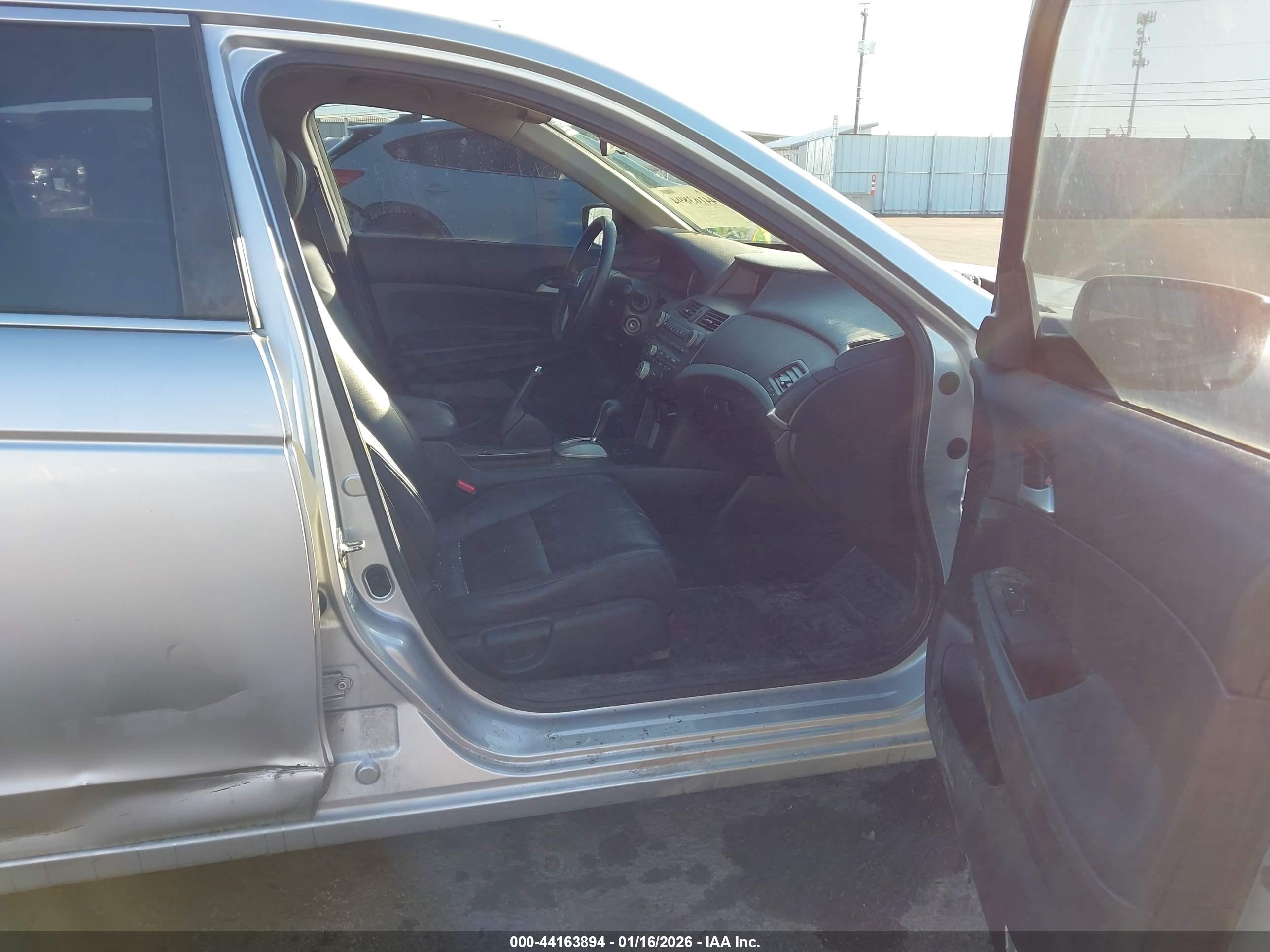 HONDA ACCORD image 5