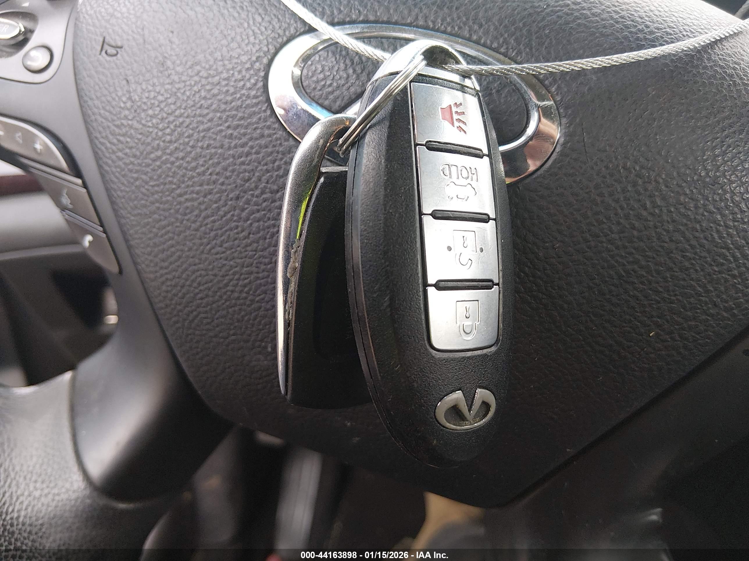 INFINITI M37X image 11