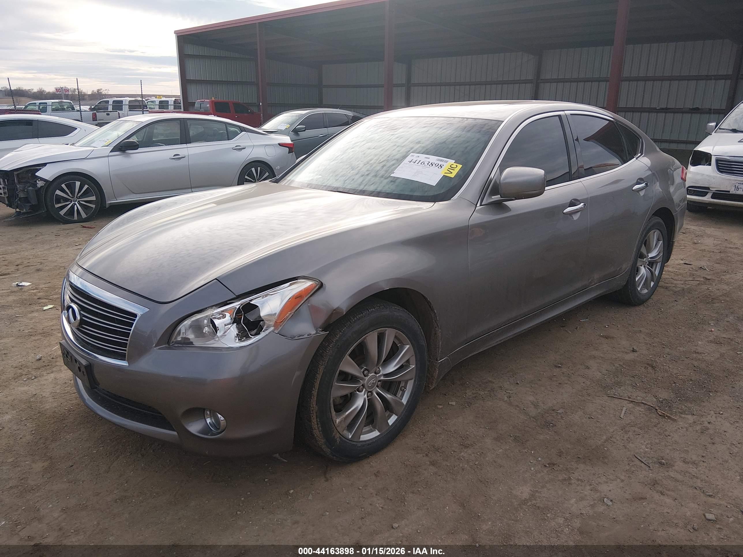 INFINITI M37X image 2