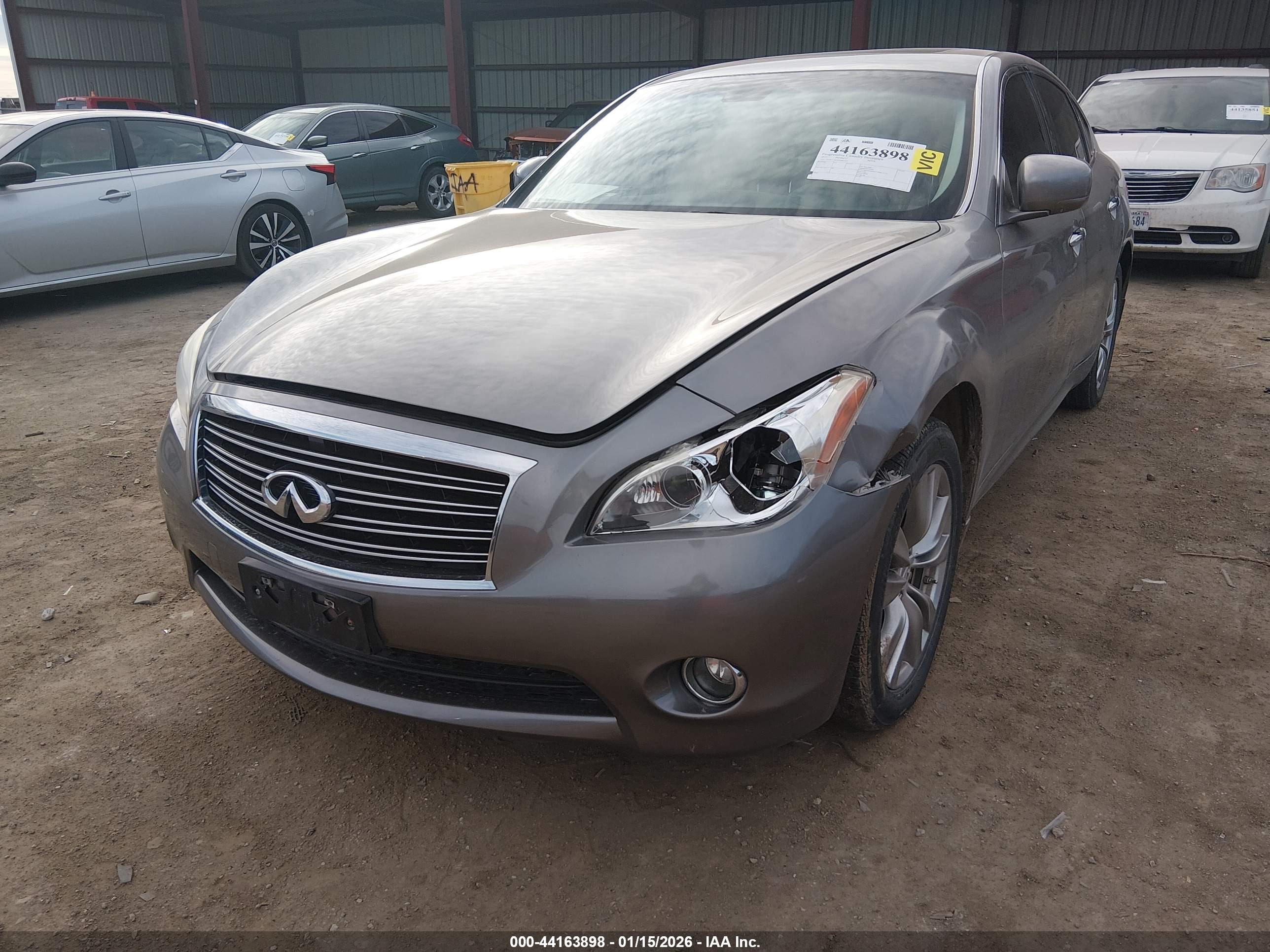 INFINITI M37X image 6