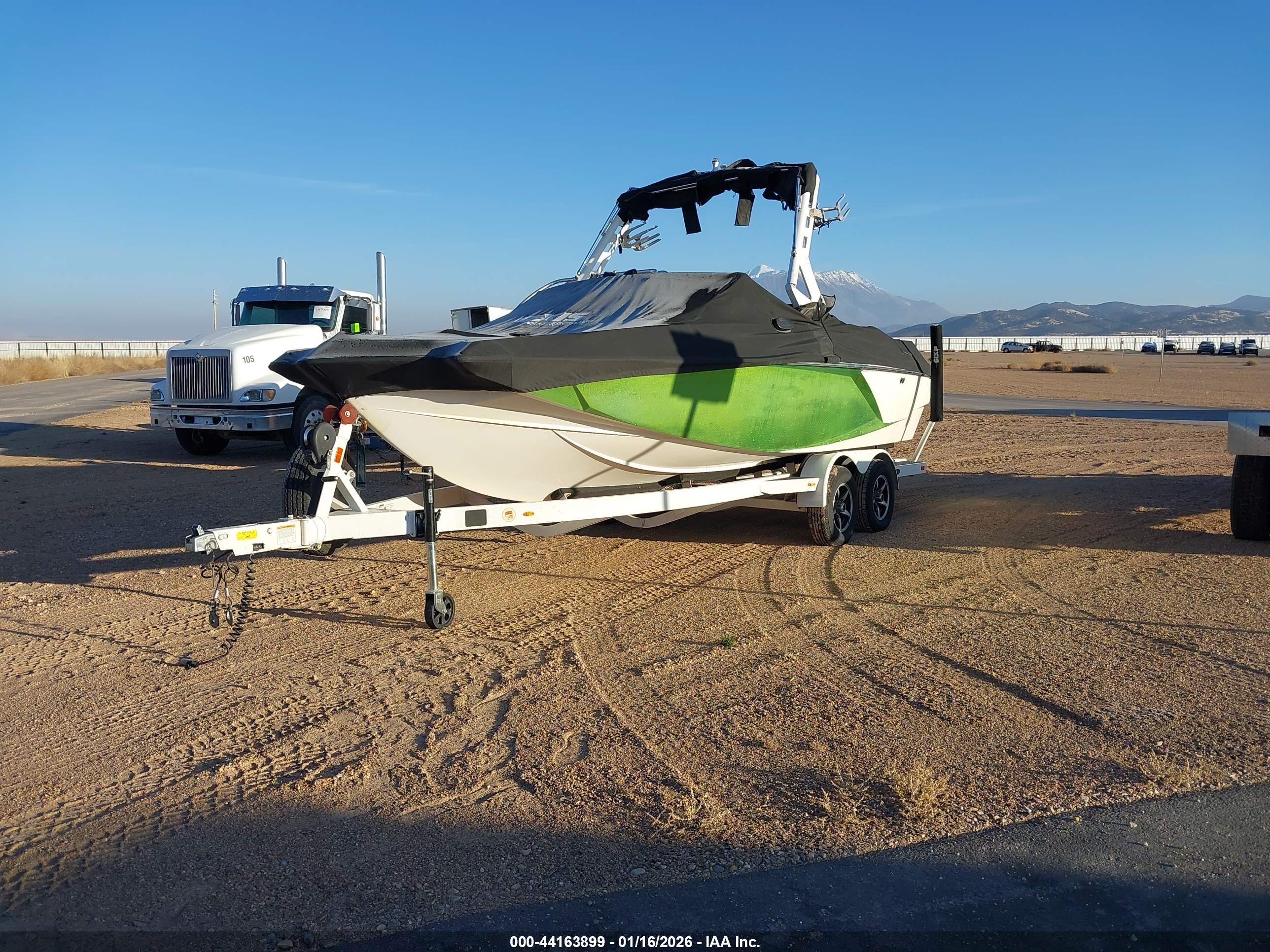 AXIS WAKE image 2