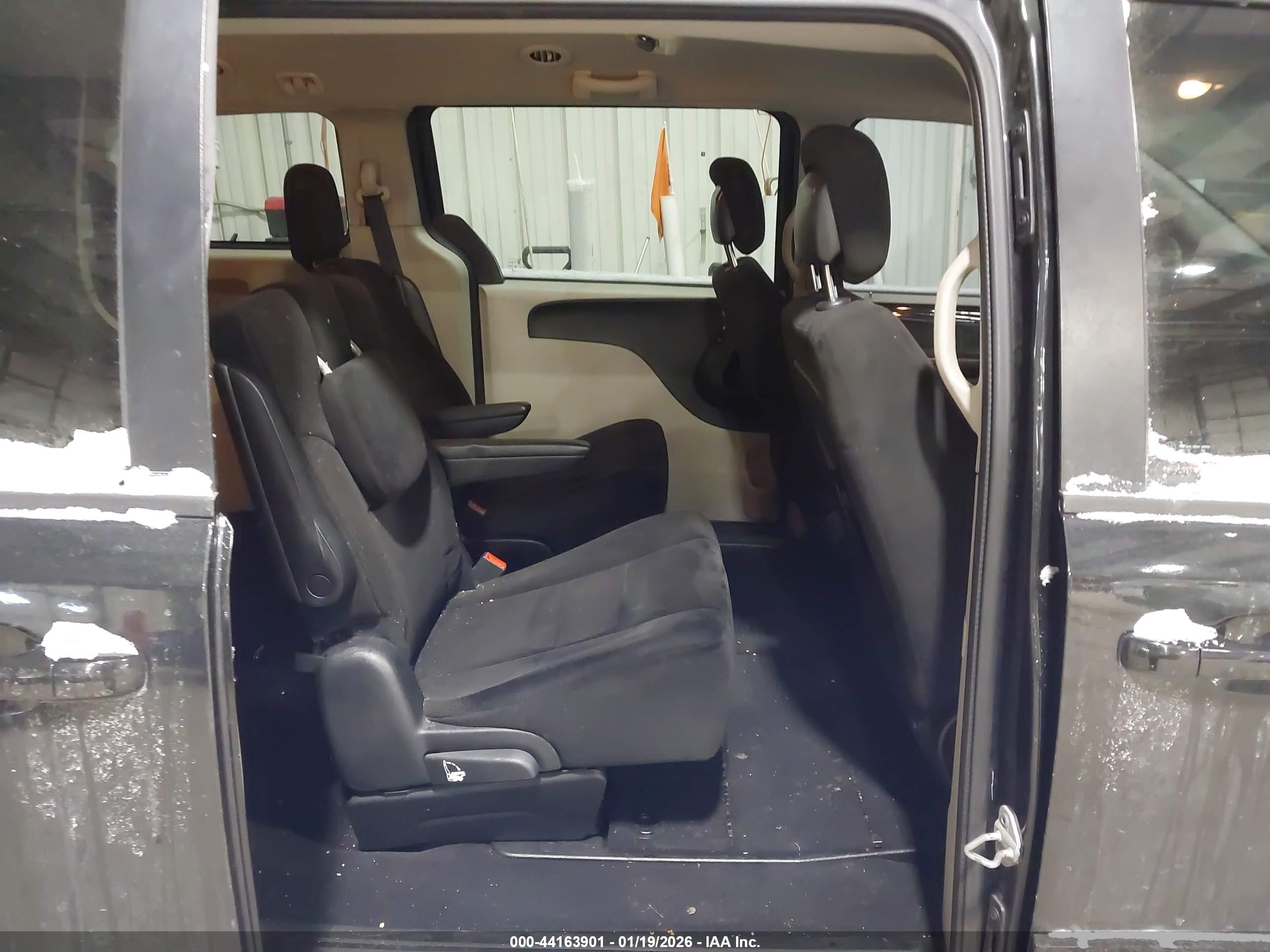 DODGE GRAND image 8