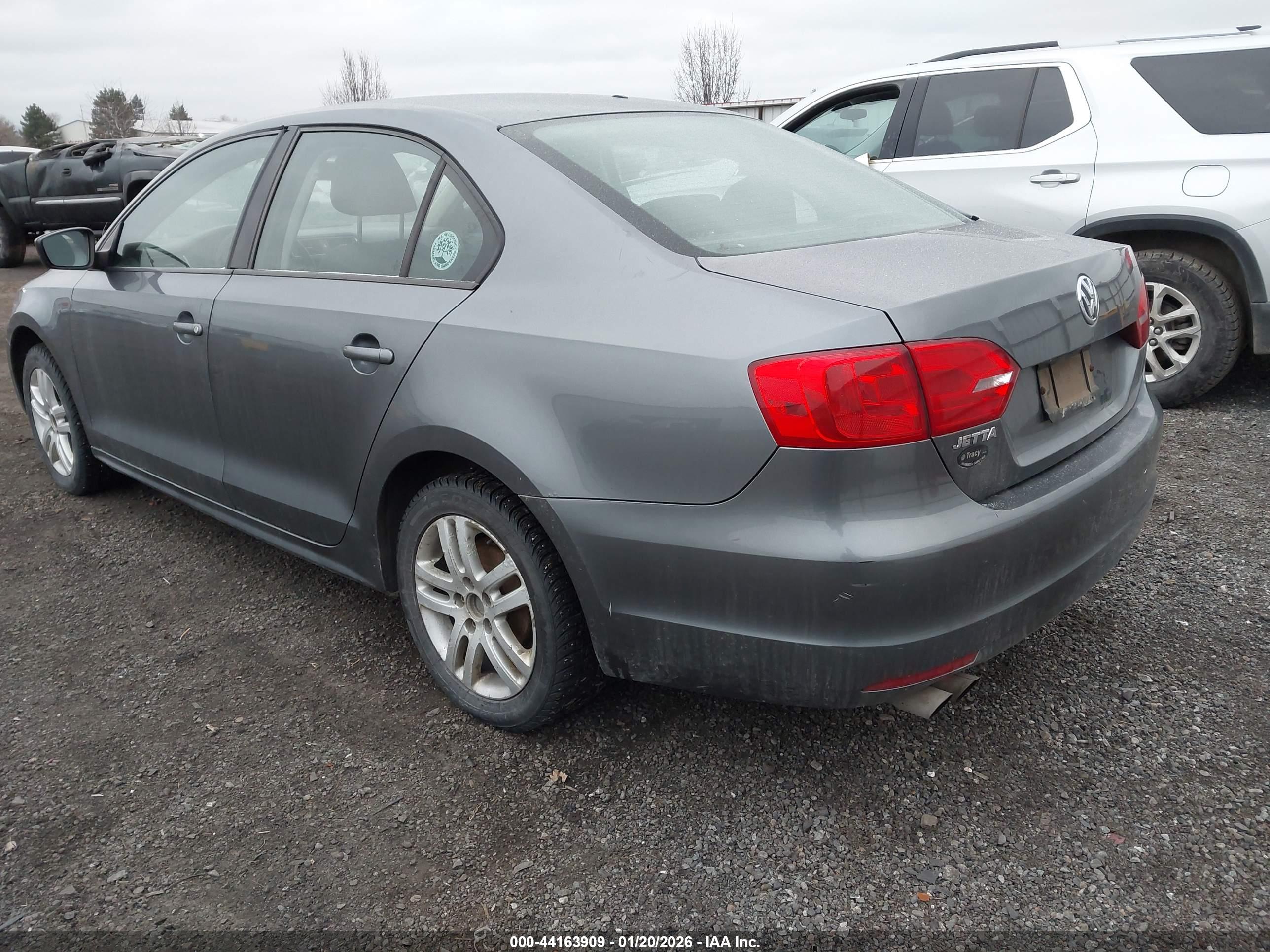 VOLKSWAGEN JETTA image 3