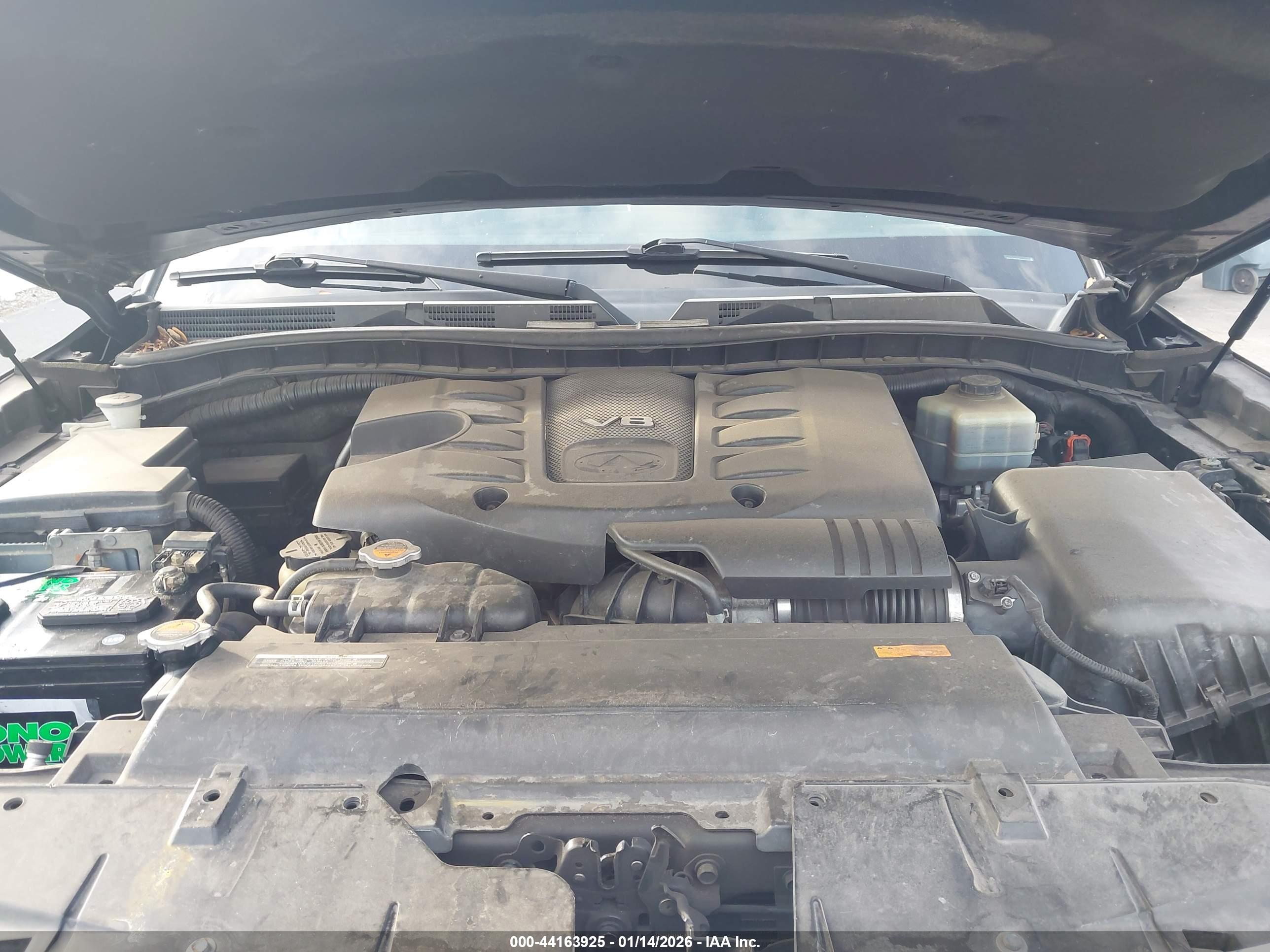 INFINITI QX56 image 10