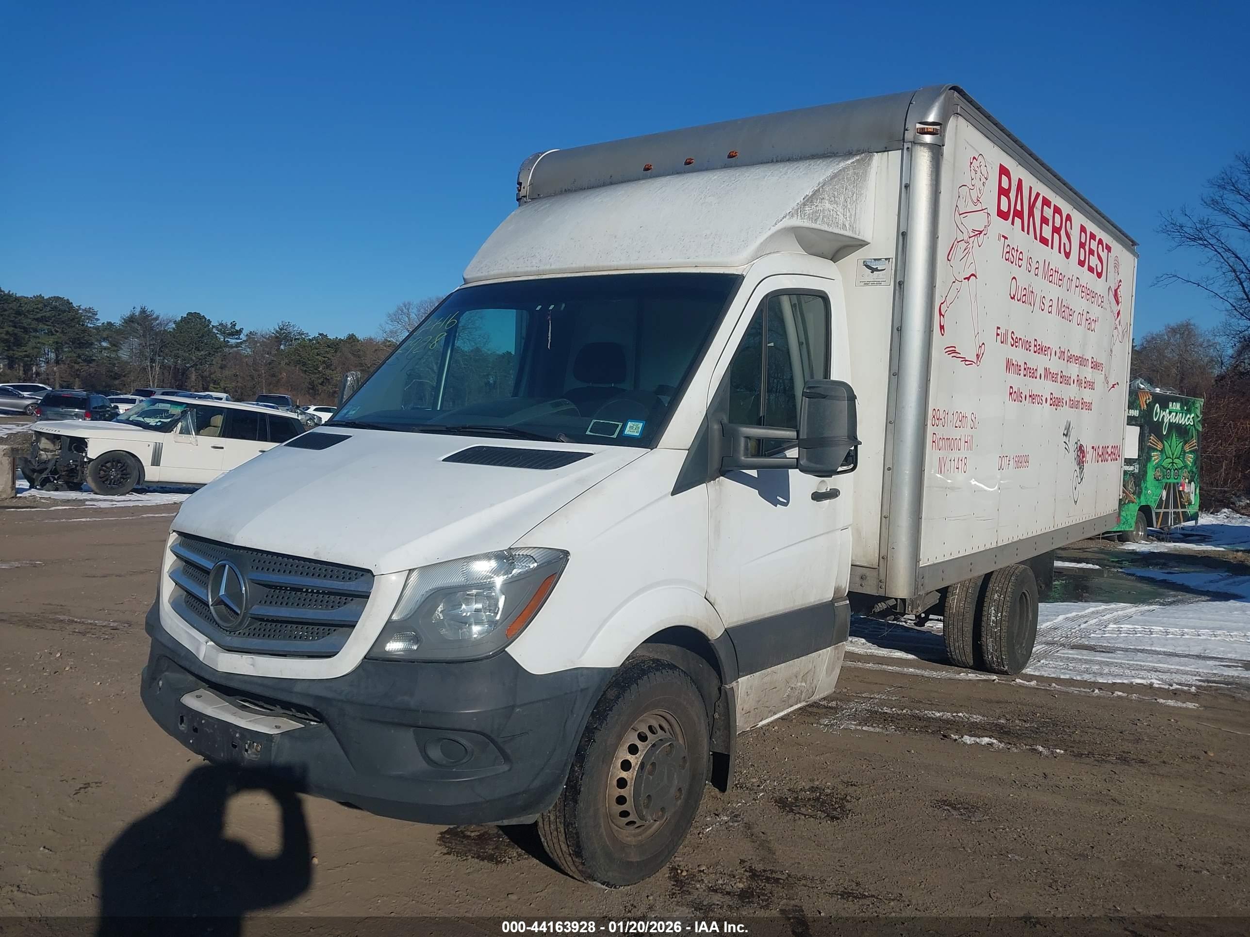 MERCEDES-BENZ SPRINTER image 2