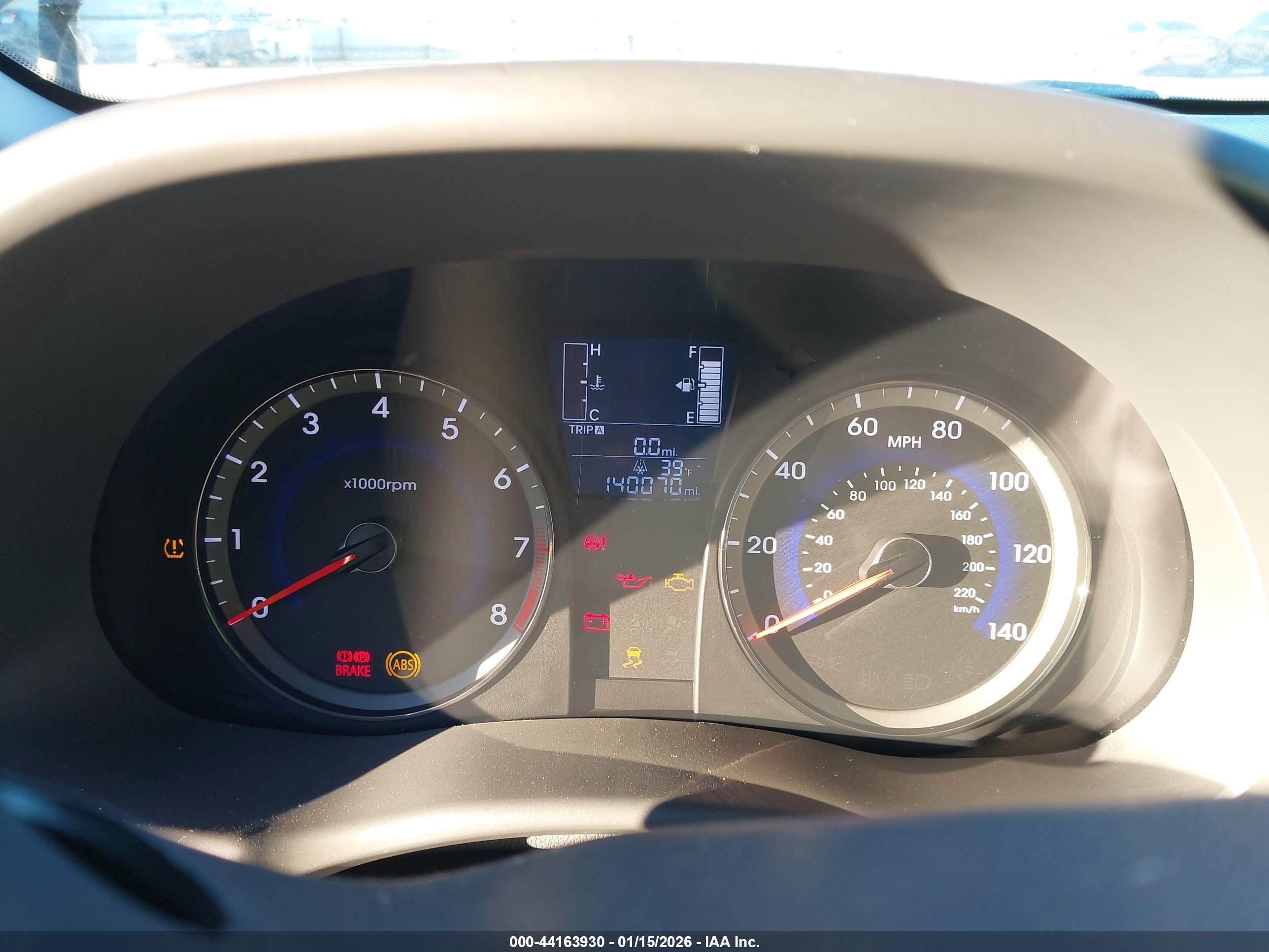 HYUNDAI ACCENT image 7