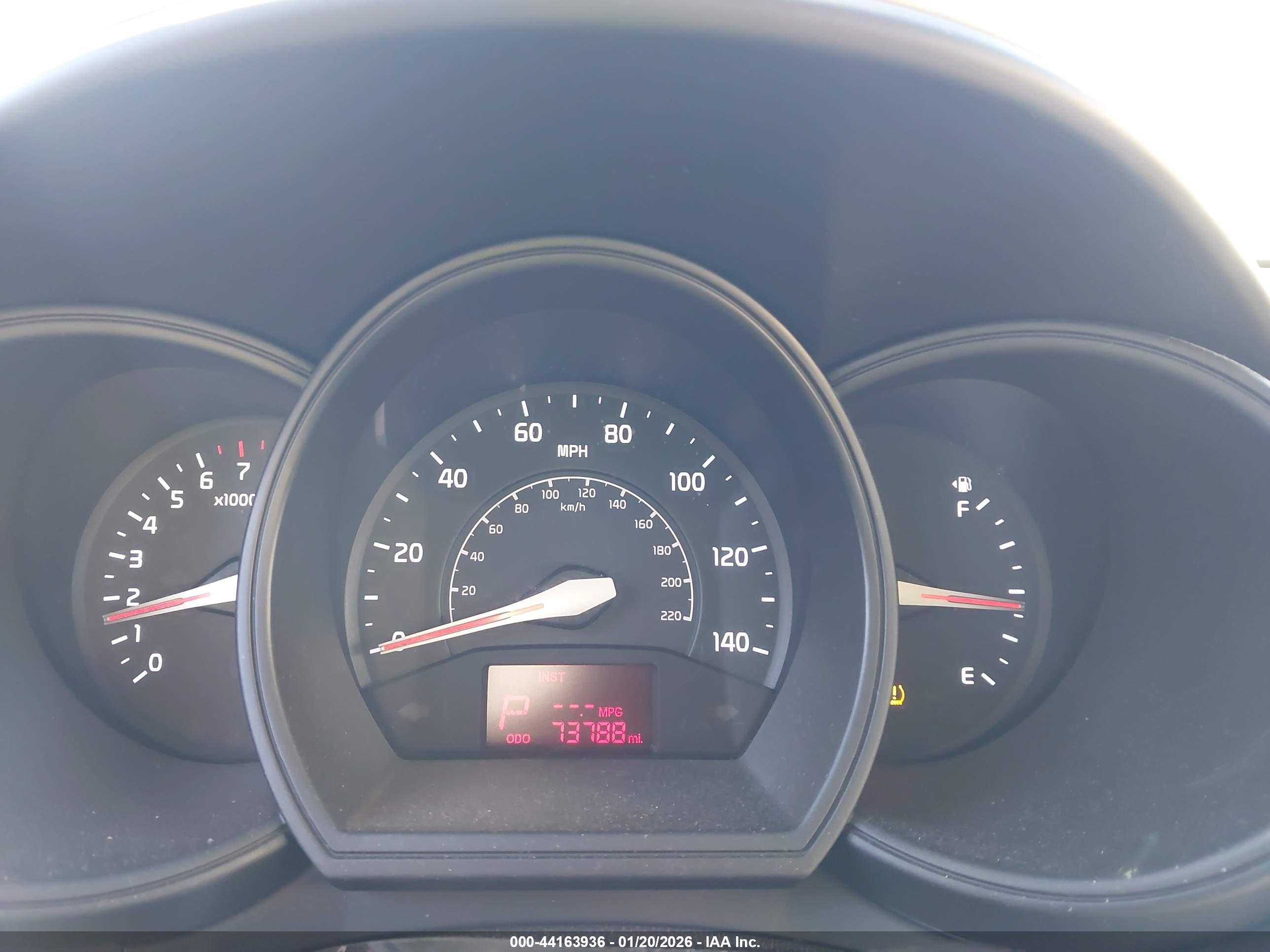 KIA RIO image 7