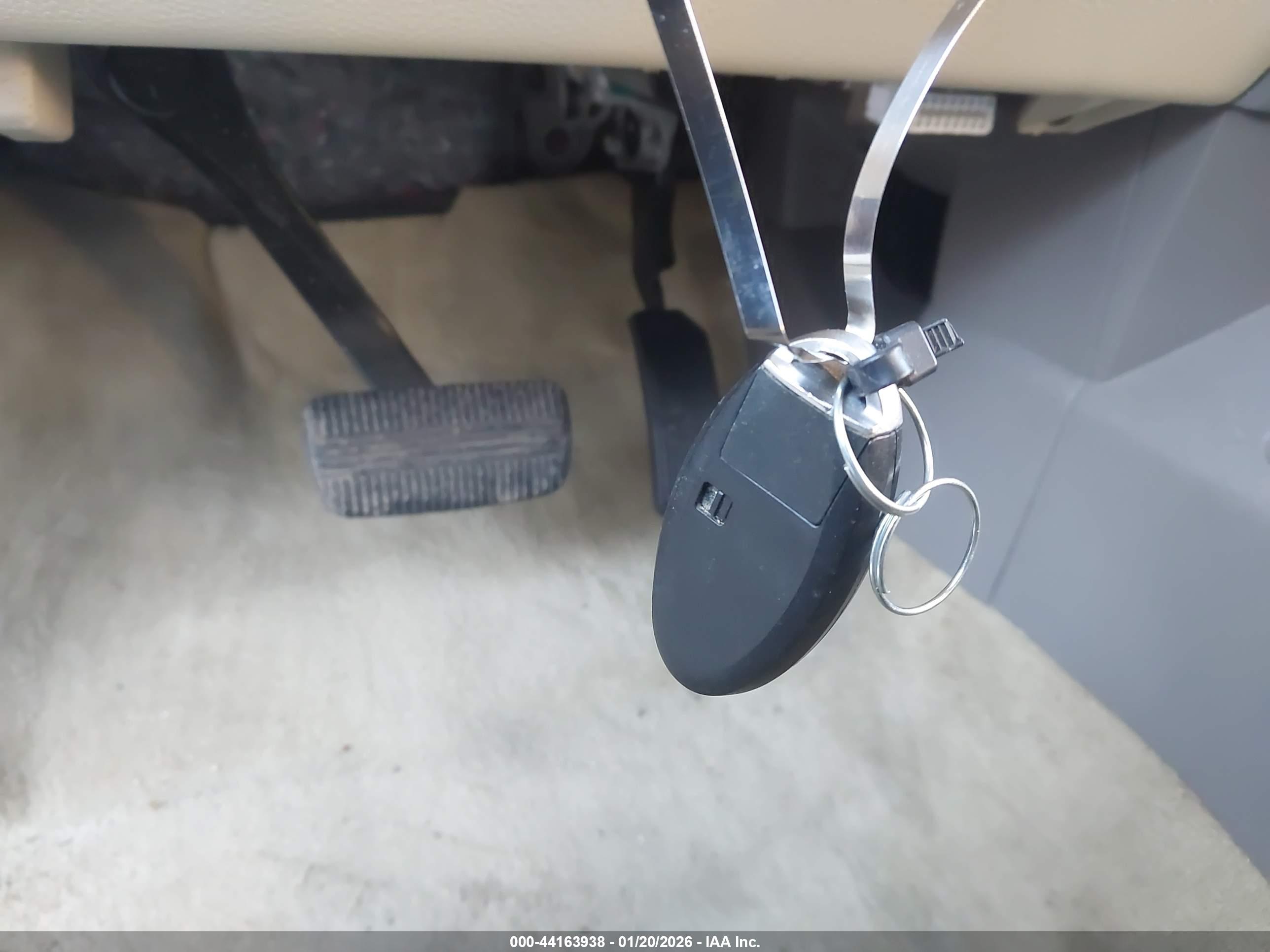 INFINITI QX56 image 11