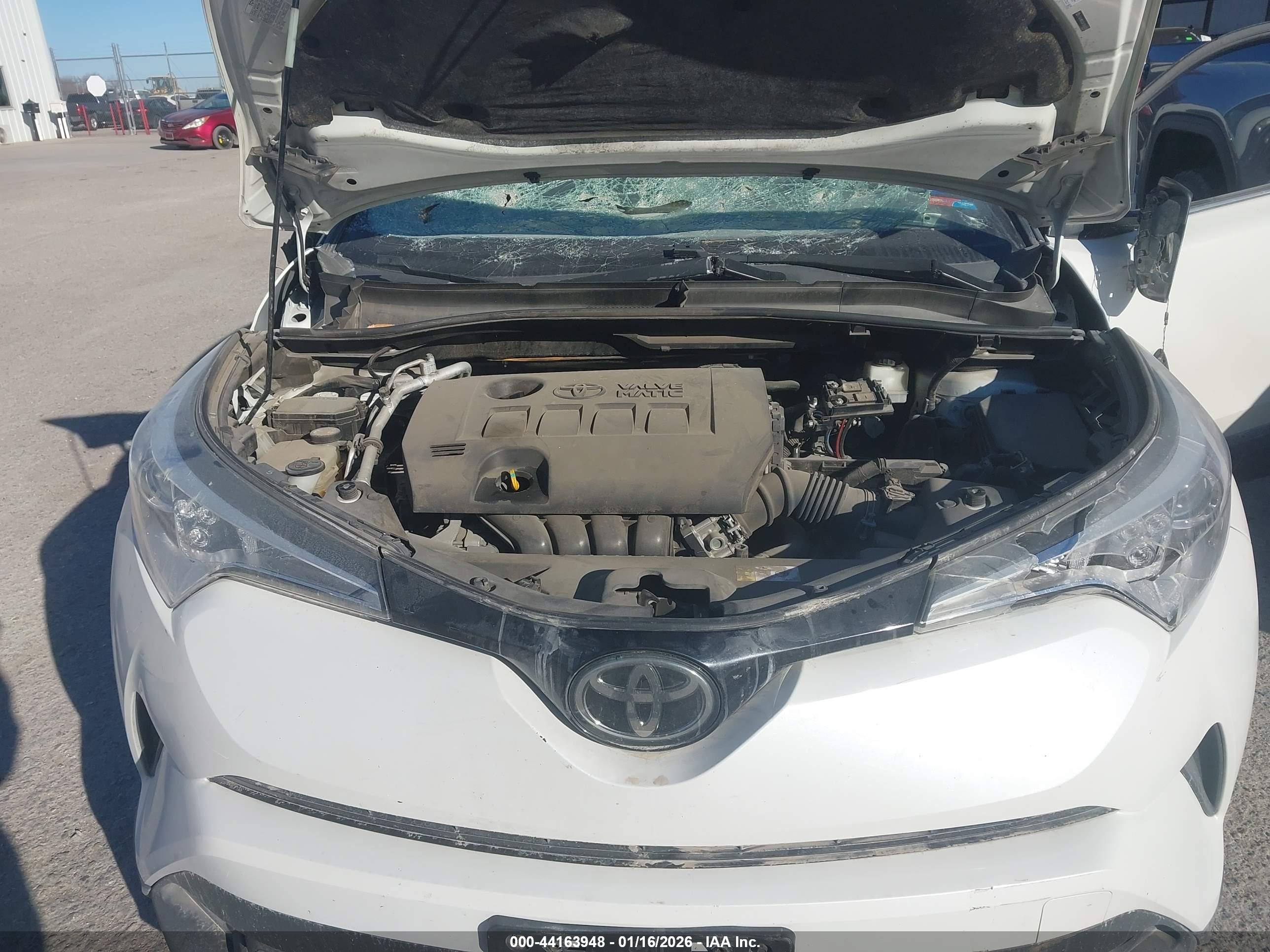 TOYOTA C-HR image 10