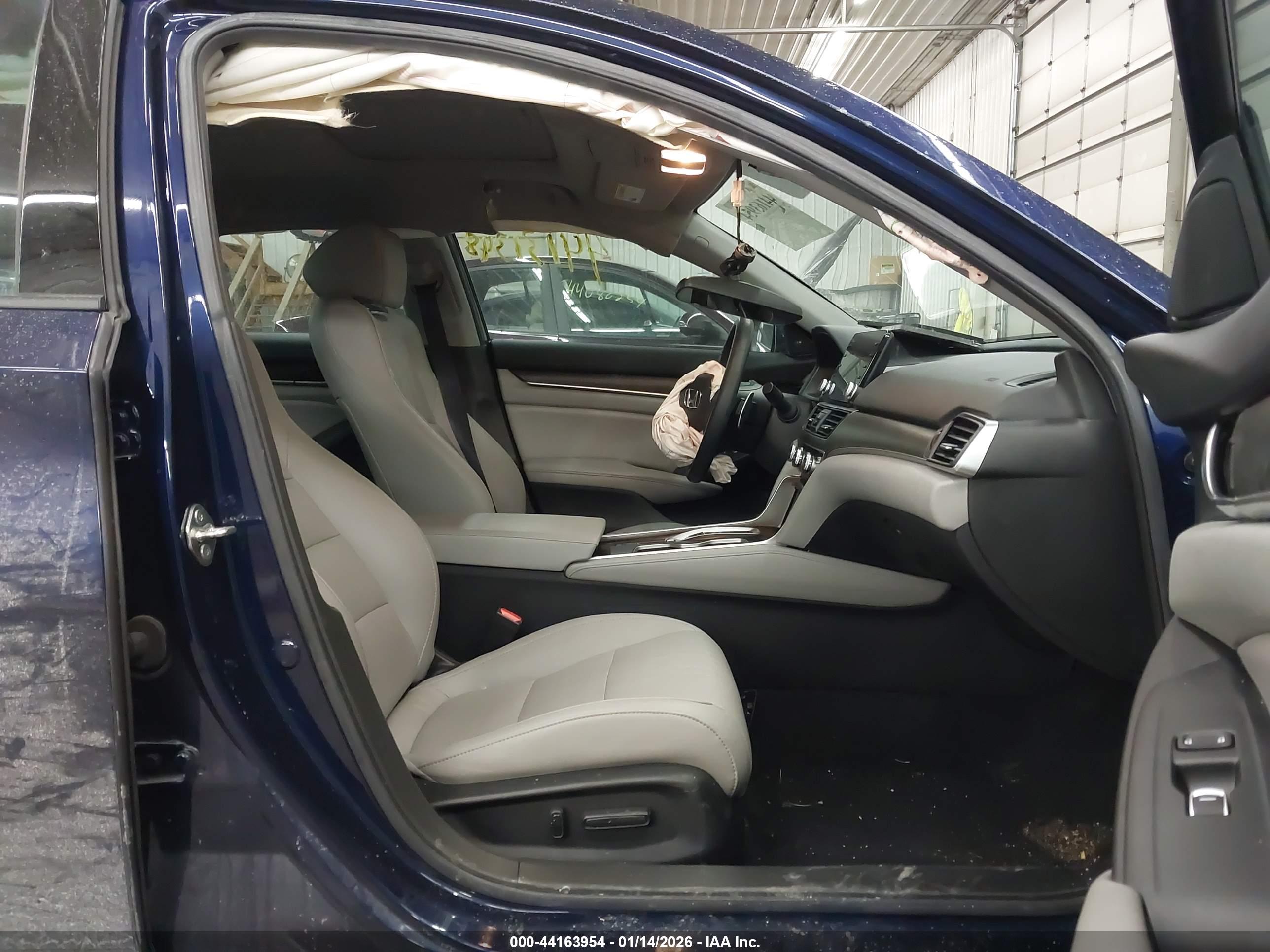HONDA ACCORD image 5