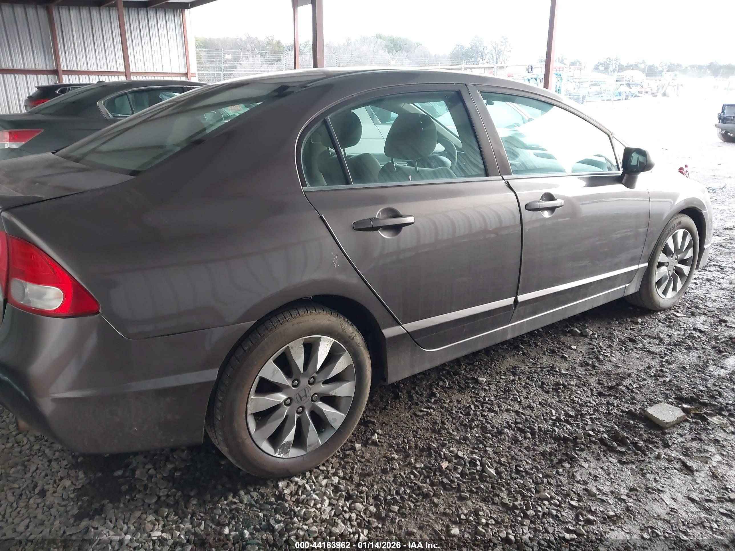 HONDA CIVIC image 4