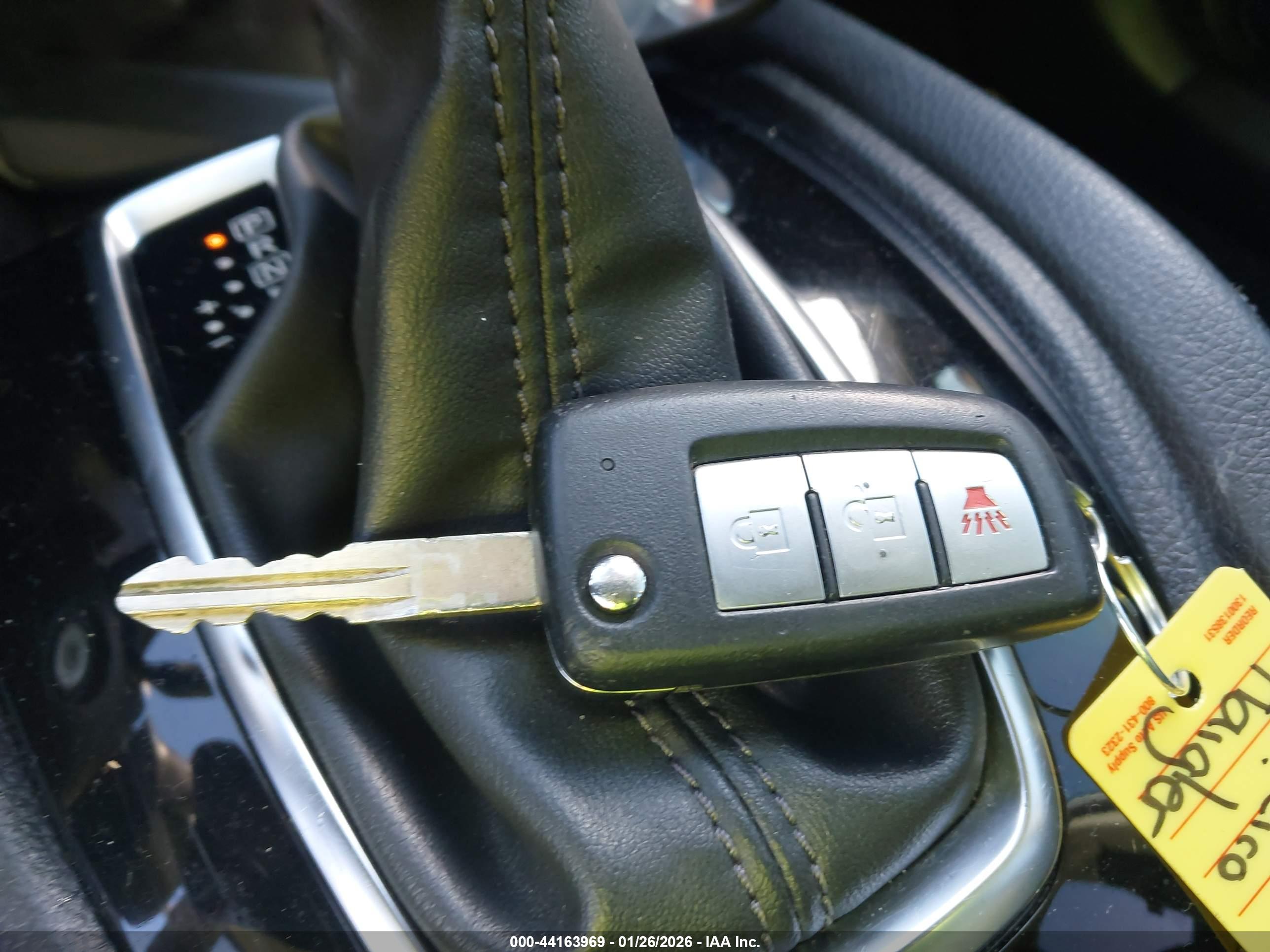 NISSAN ROGUE image 11