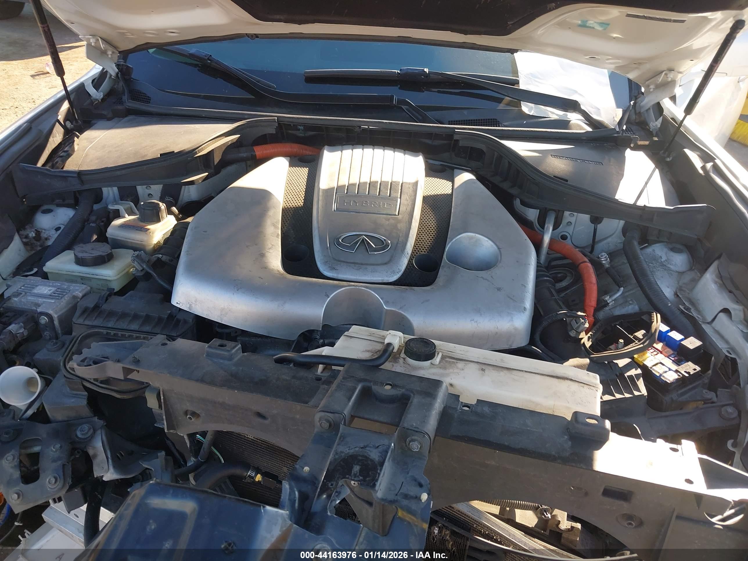 INFINITI M35H image 10
