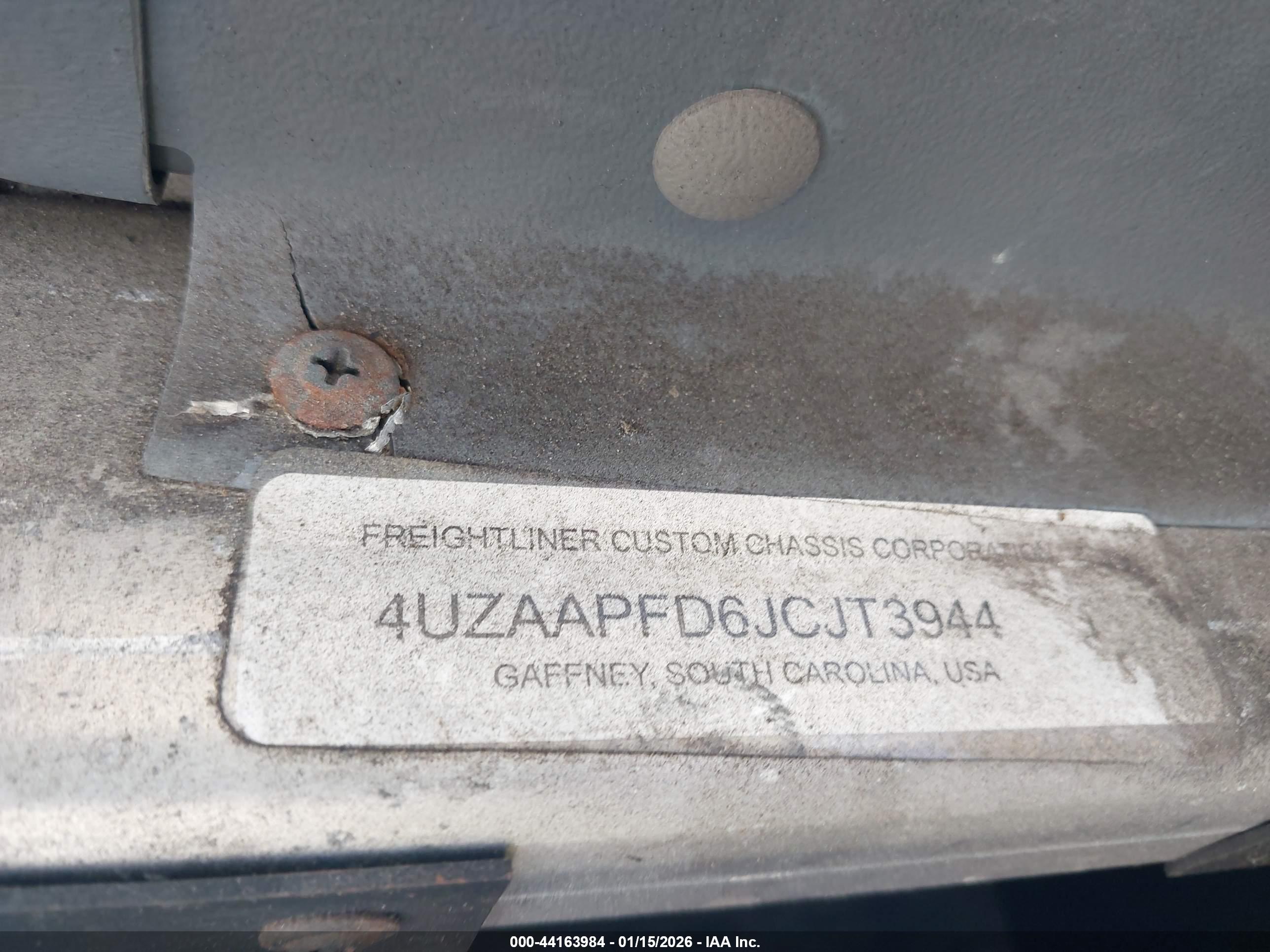 FREIGHTLINER MT45 image 9
