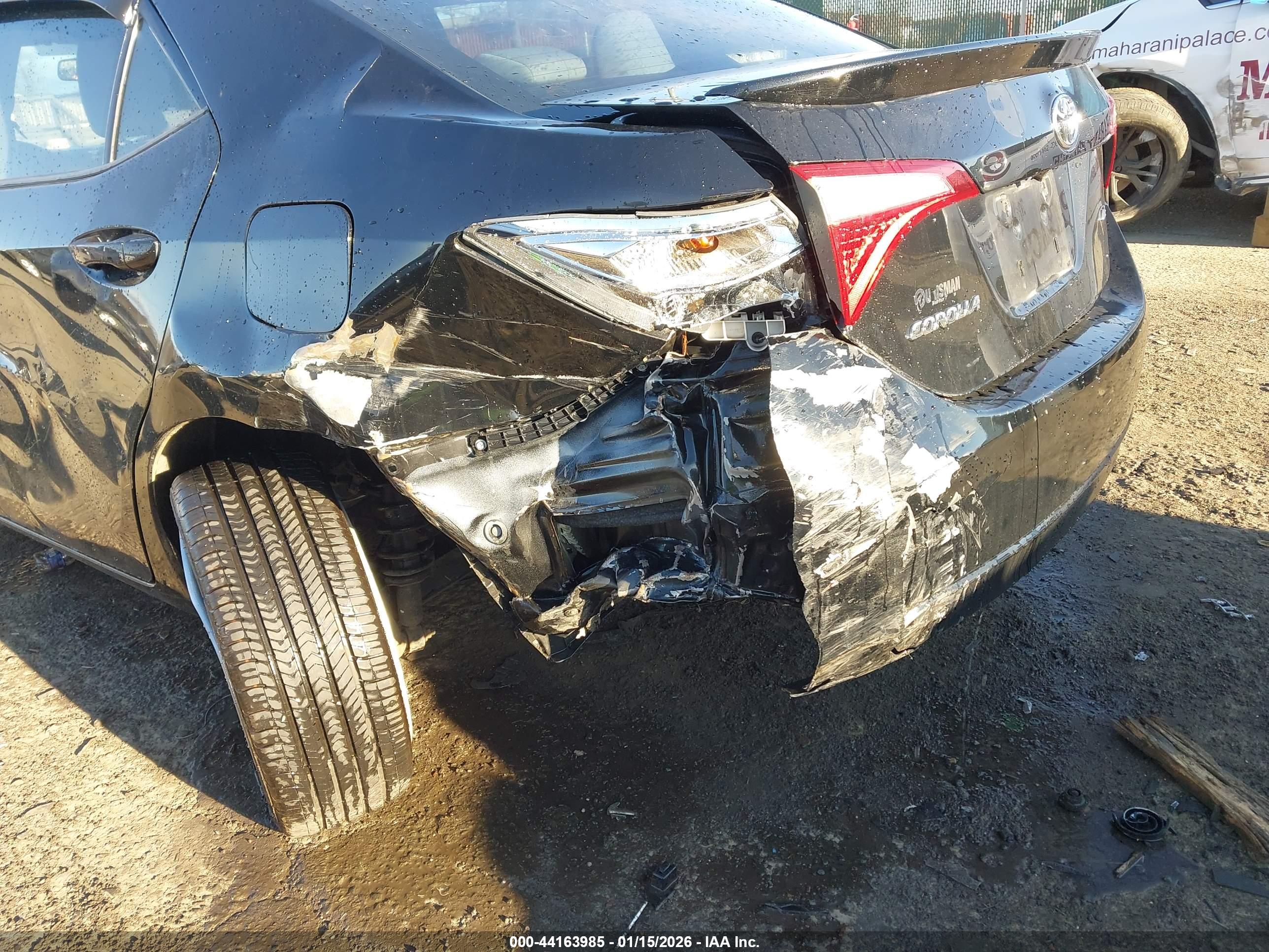 TOYOTA COROLLA image 6