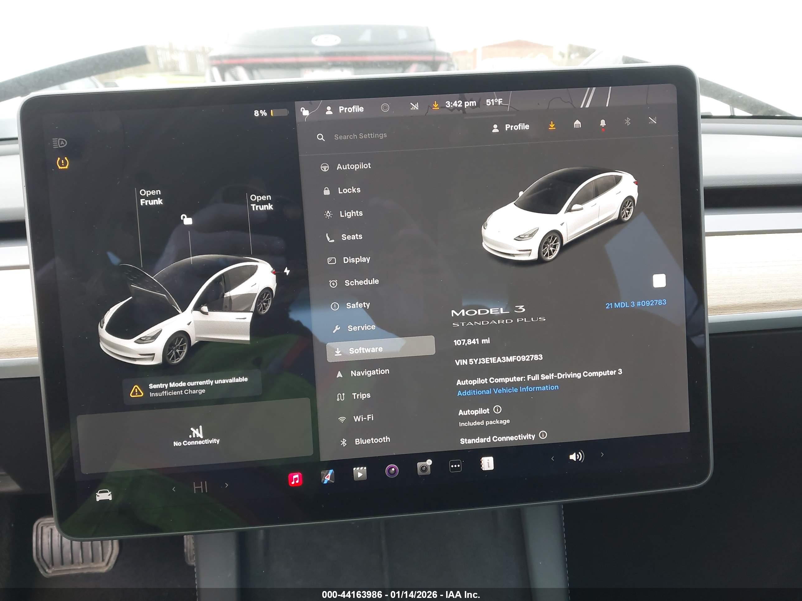 TESLA MODEL image 7