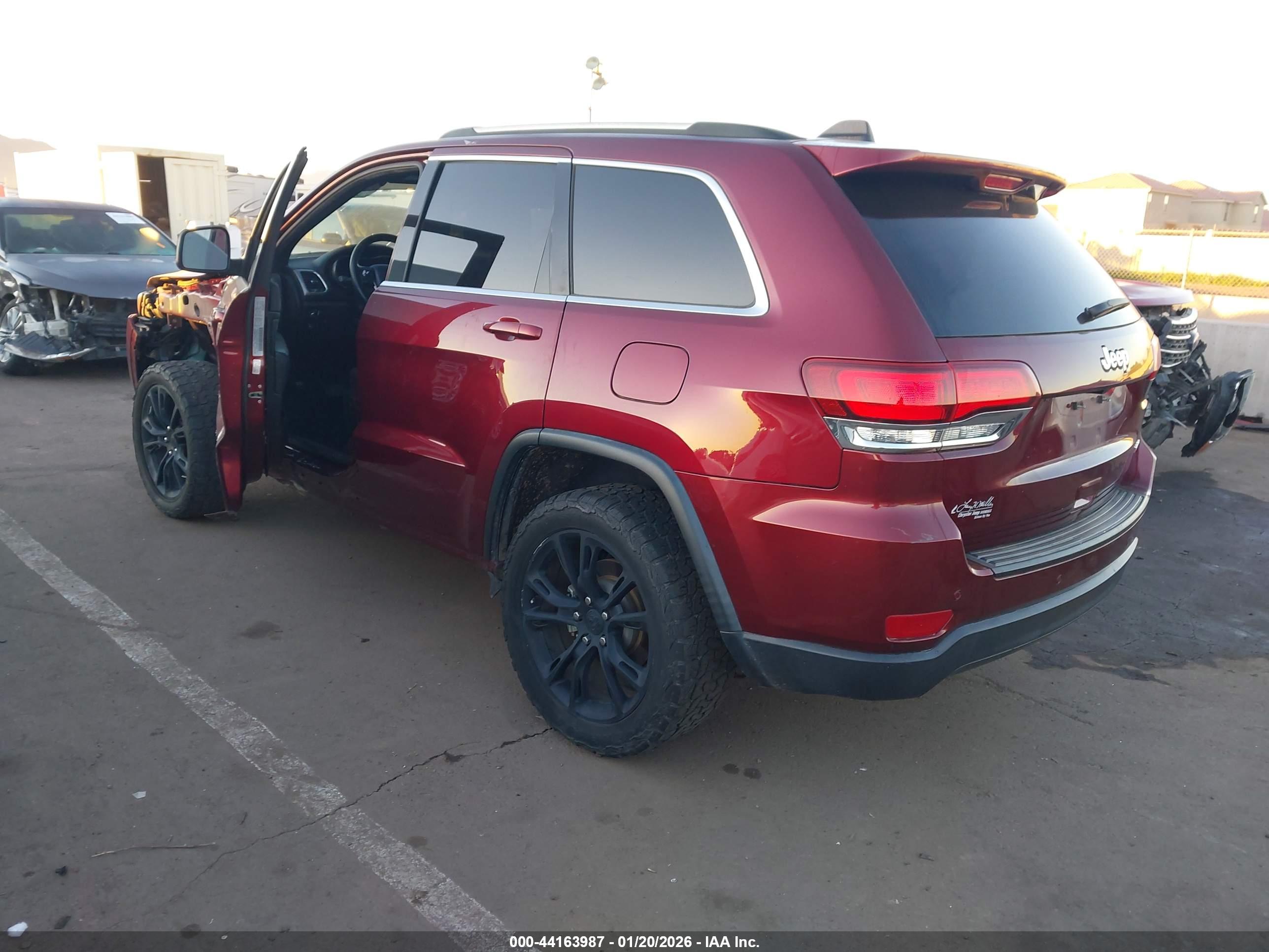JEEP GRAND image 3