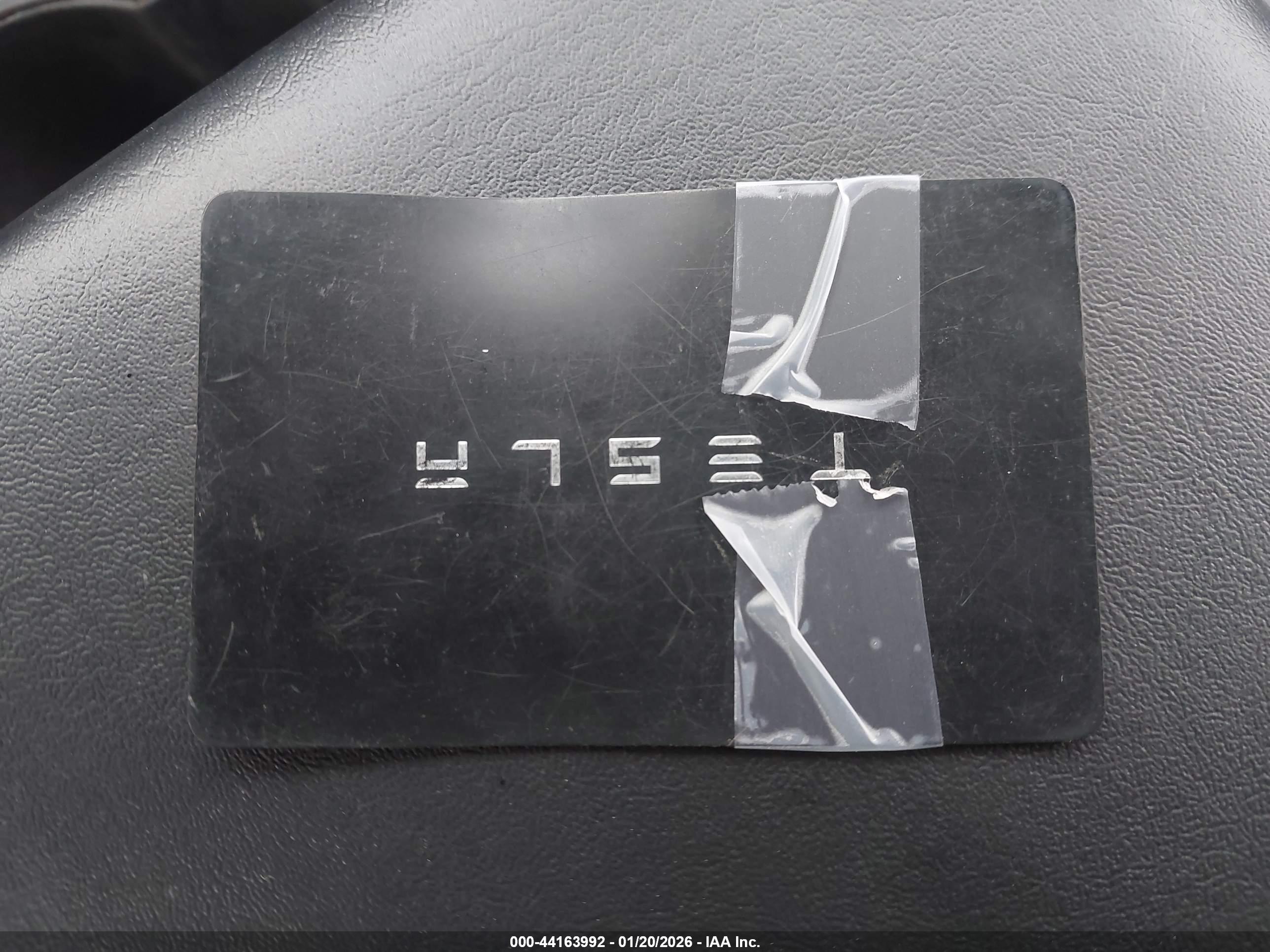 TESLA MODEL image 11