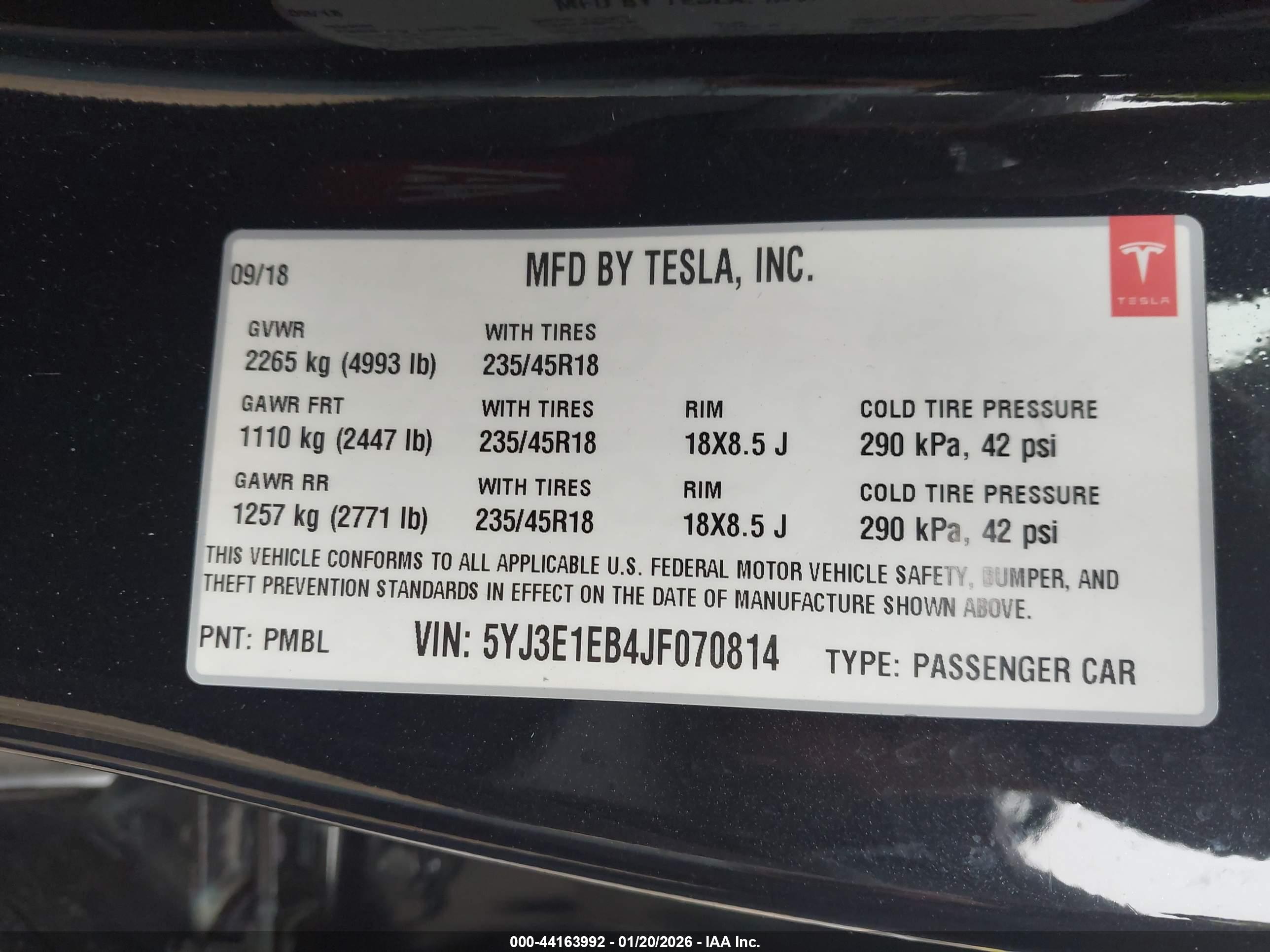 TESLA MODEL image 9